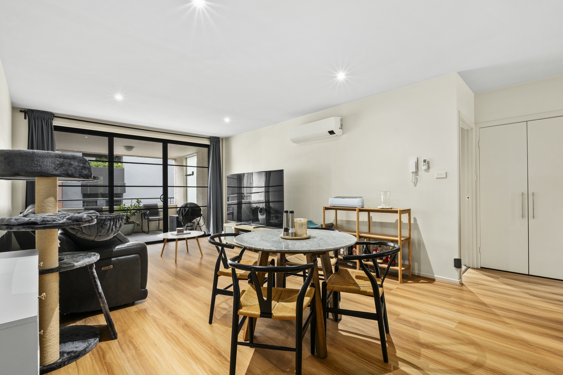 8/3 Burke Crescent, GRIFFITH