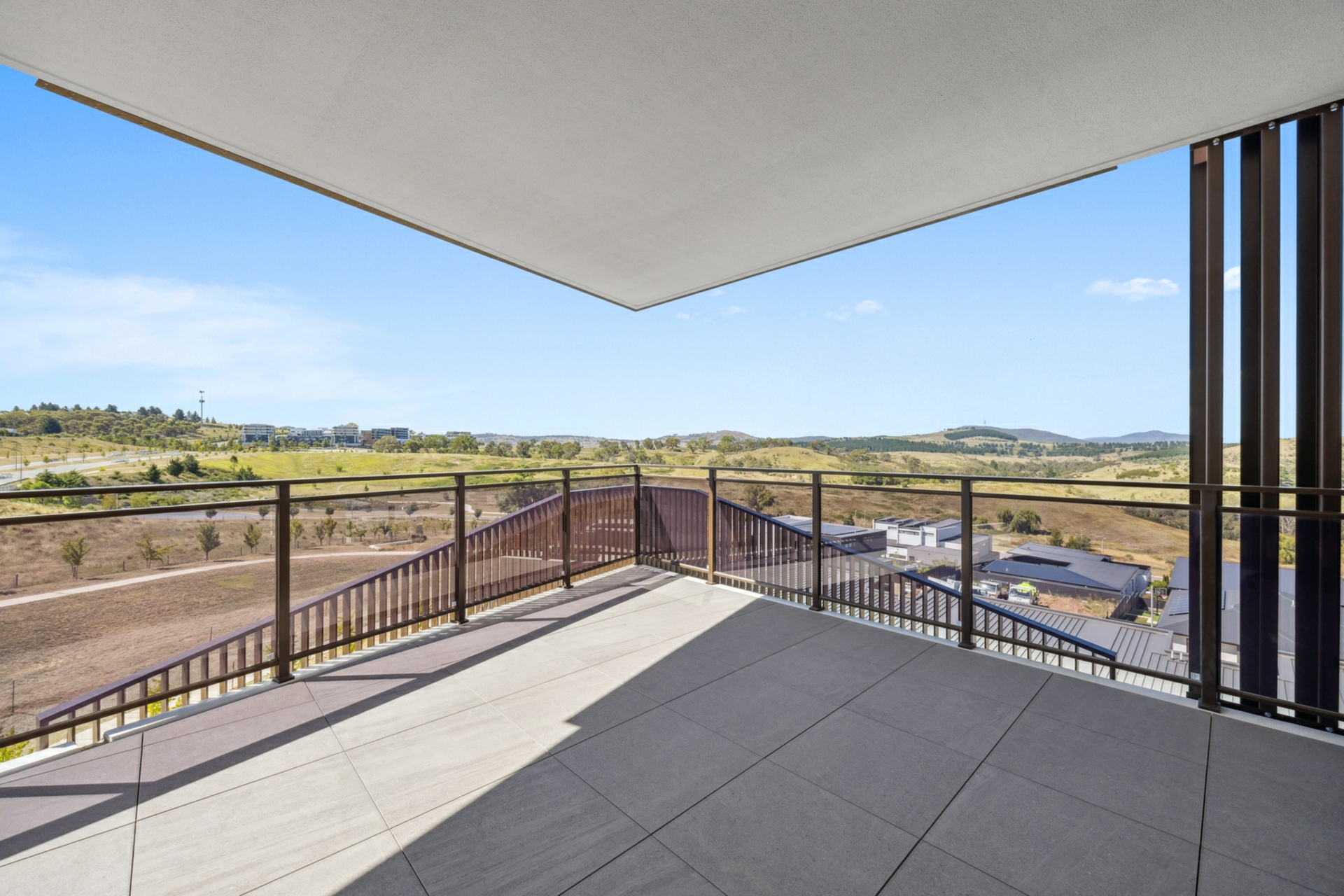 303/220 John Gorton Drive, COOMBS