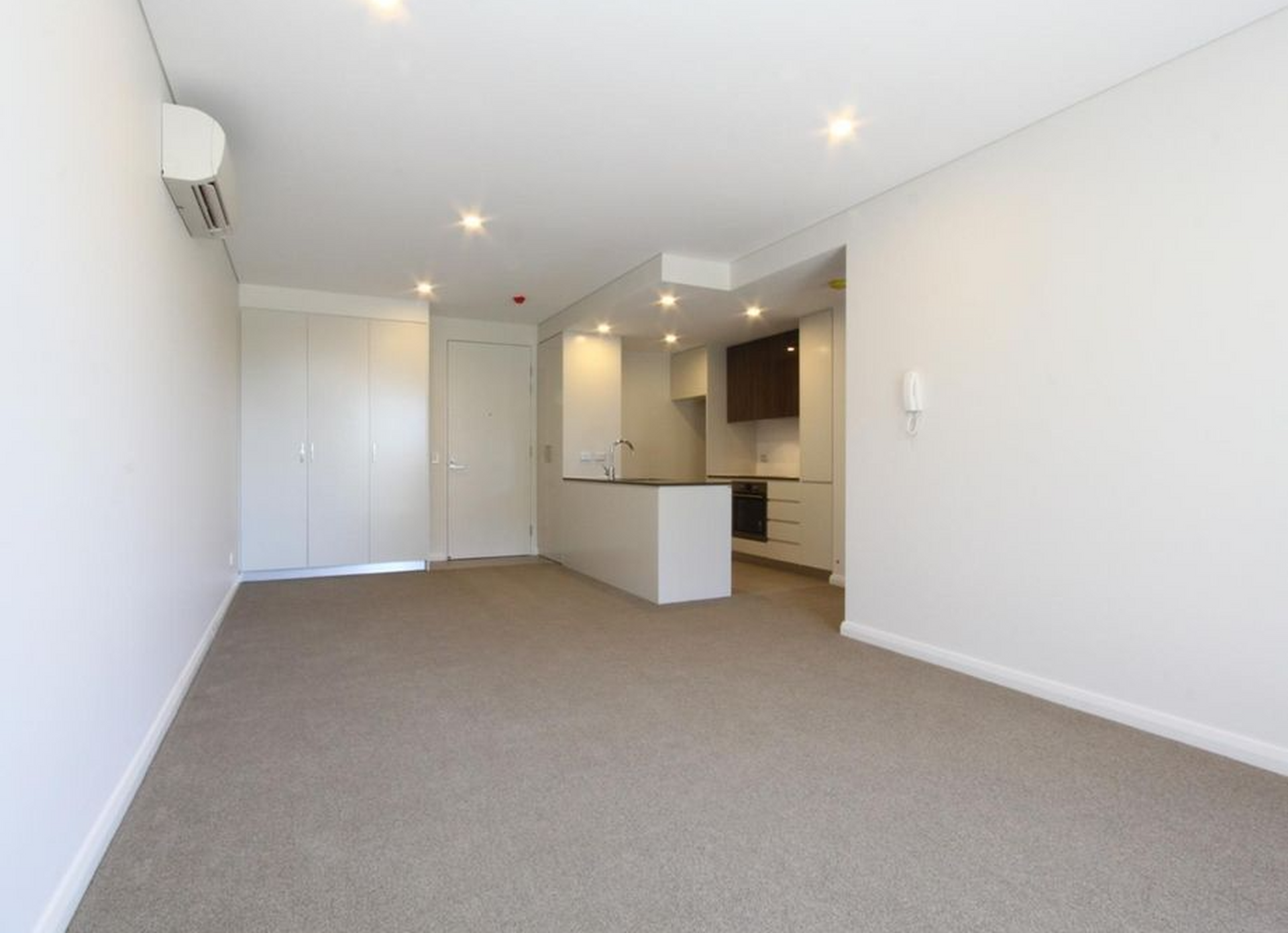 87/32 Blackall Street, BARTON