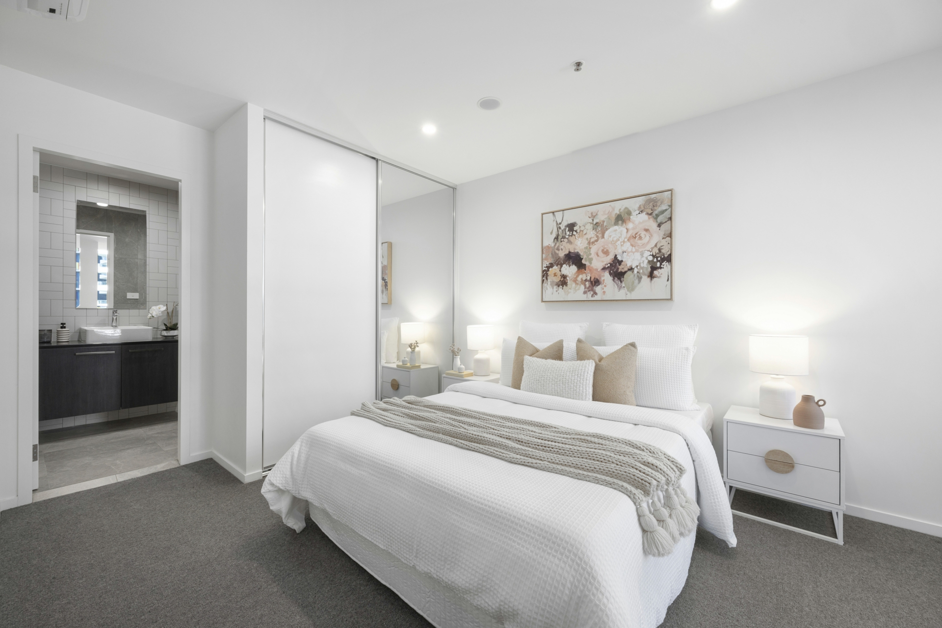 22/9 Irving Street, PHILLIP