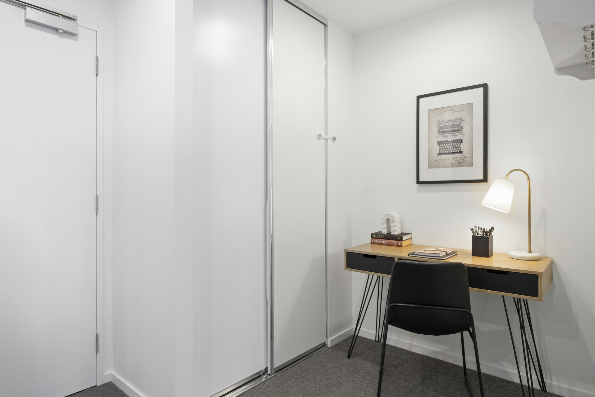 22/9 Irving Street, PHILLIP