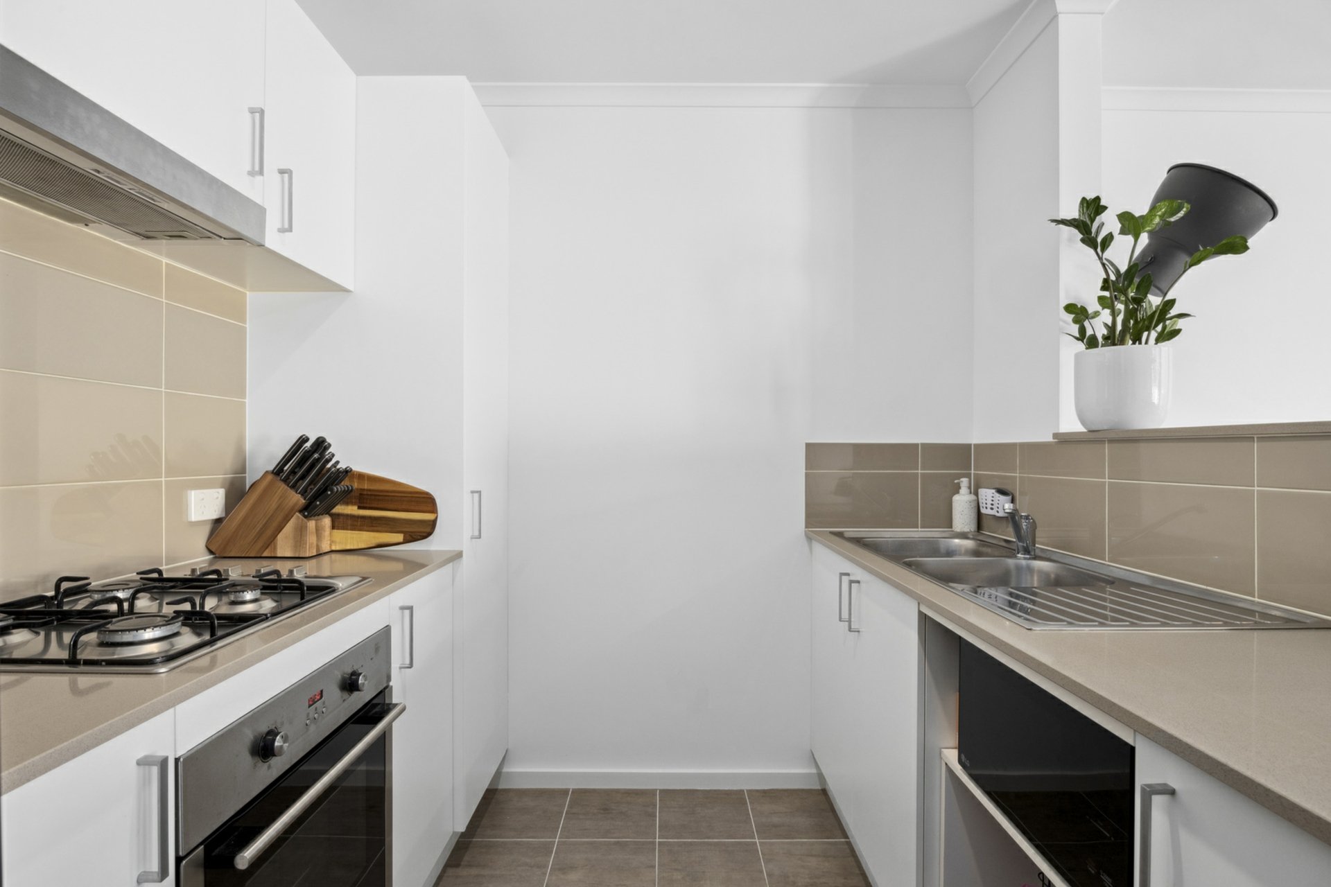4/35 Clare Burton Crescent, FRANKLIN
