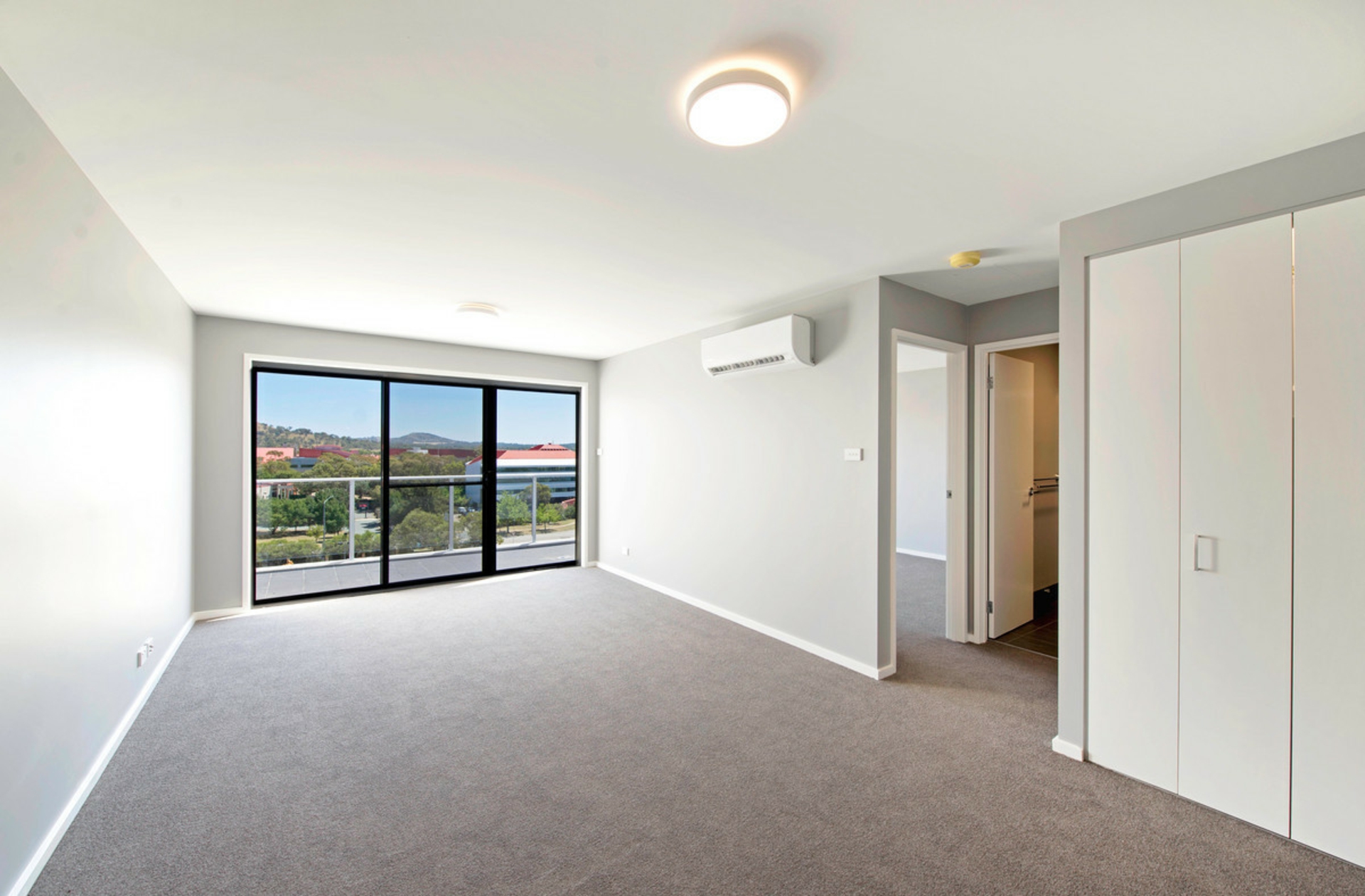 193/8 Limburg Way, GREENWAY