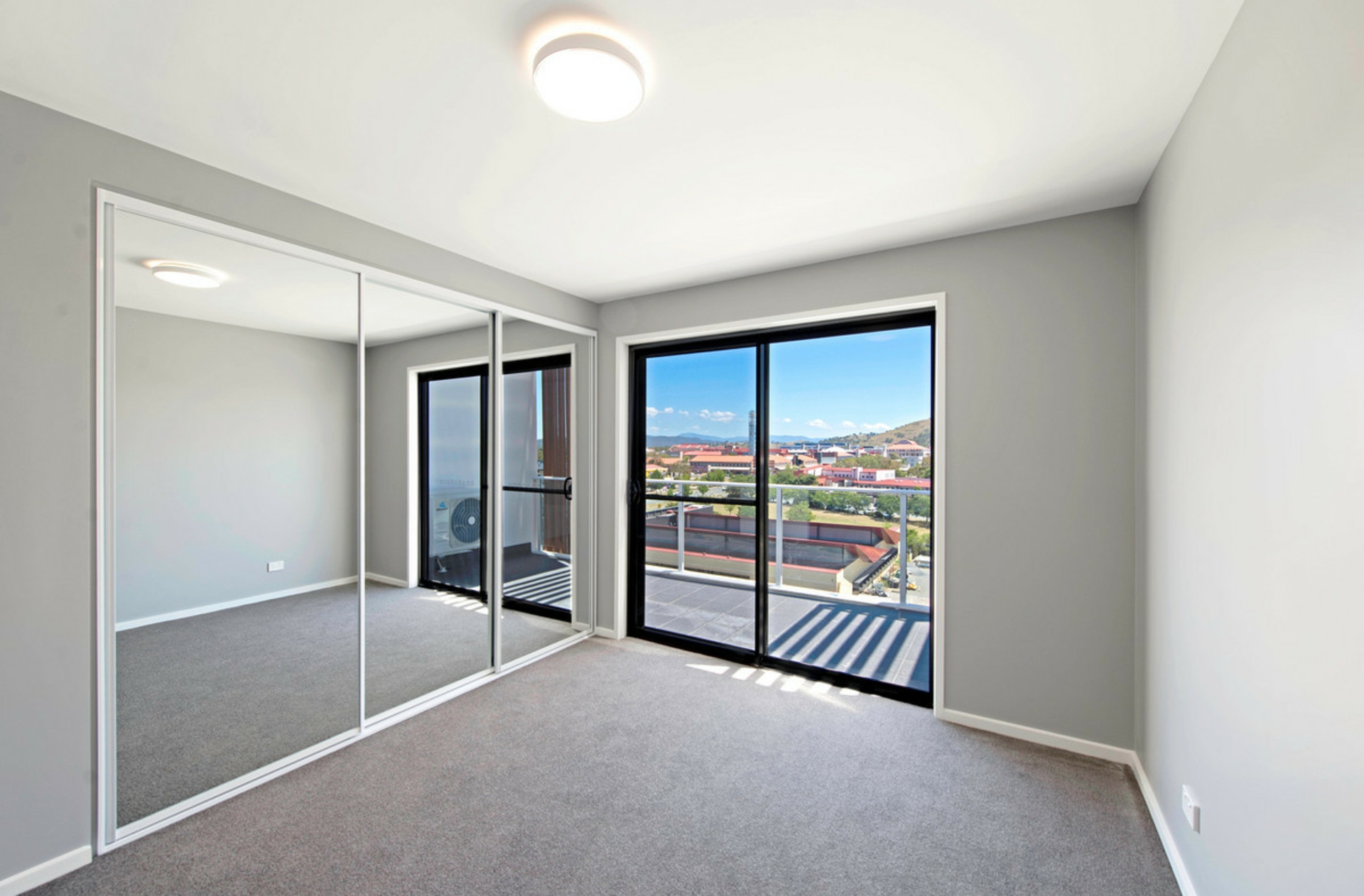 193/8 Limburg Way, GREENWAY