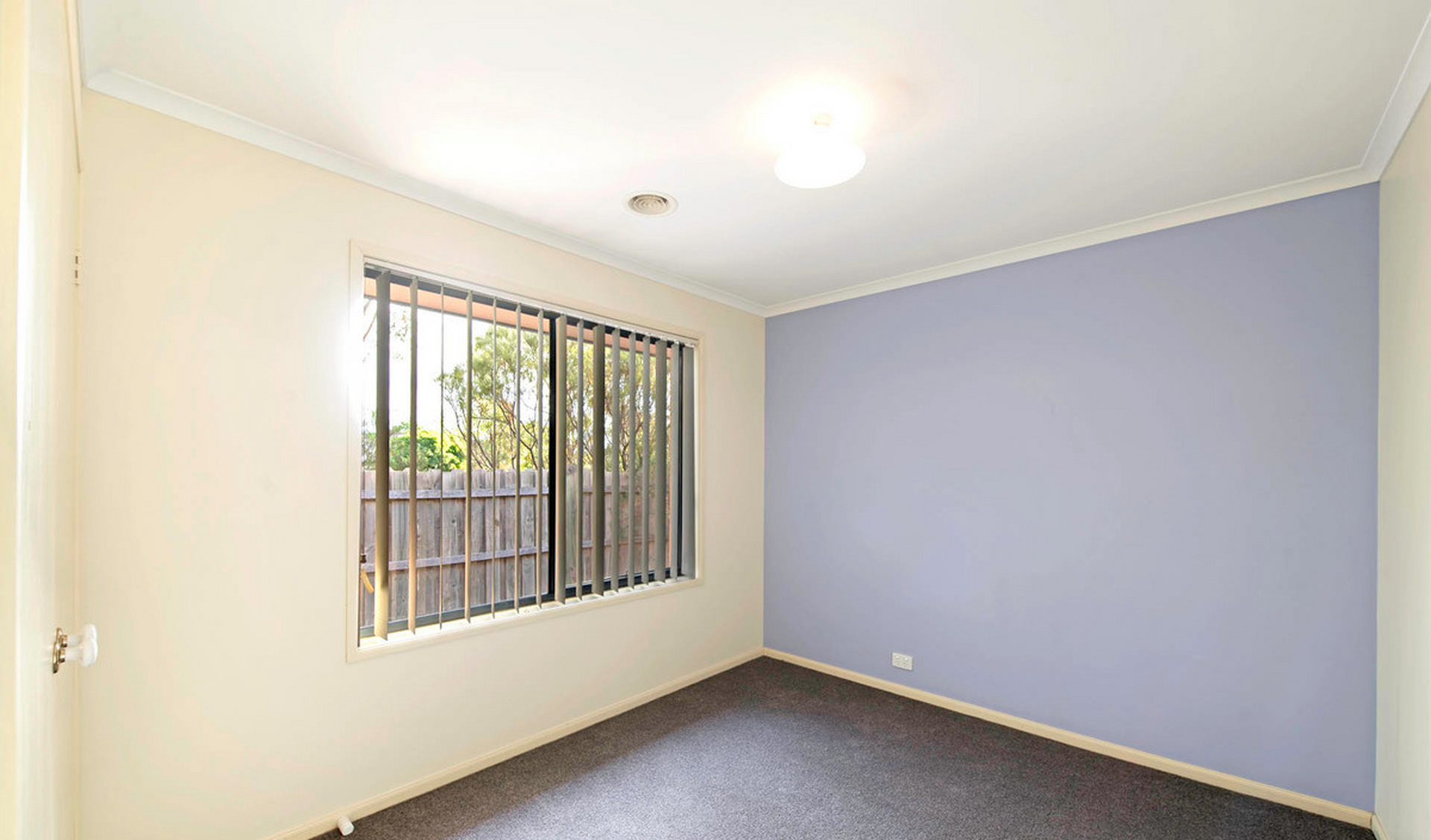 7 Leven Street, AMAROO