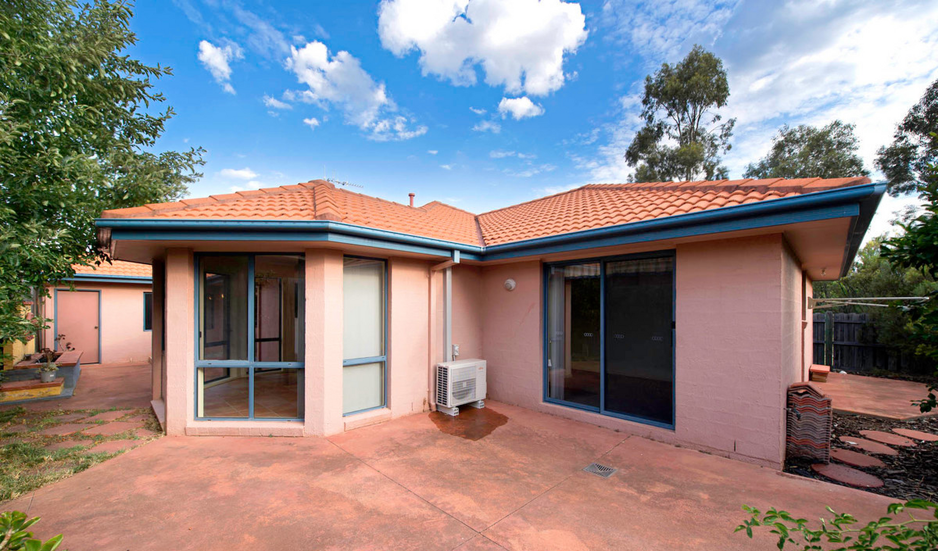 7 Leven Street, AMAROO