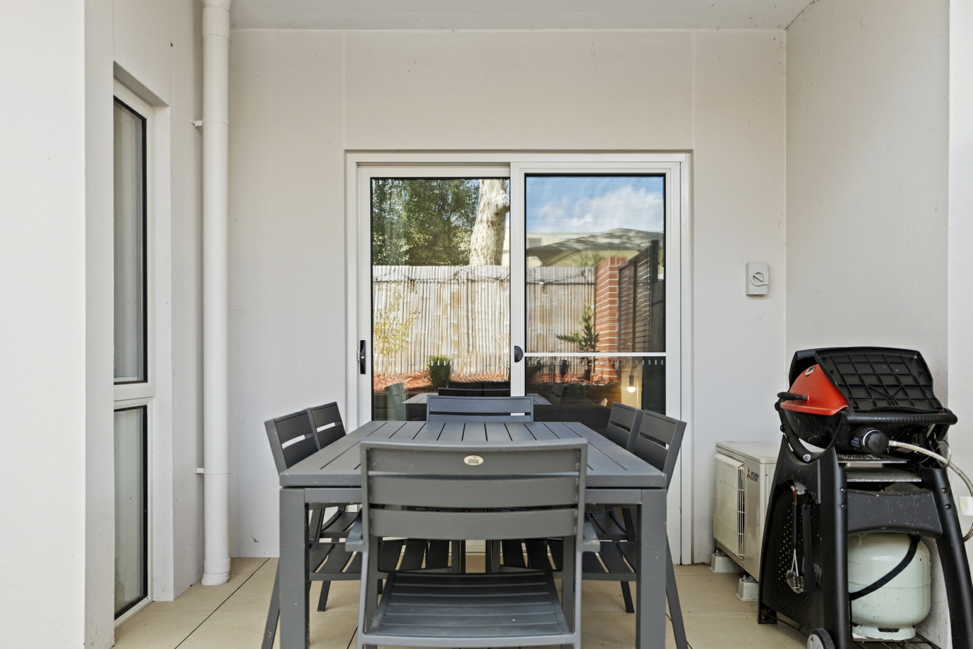 1/20 Bradfield Street, DOWNER