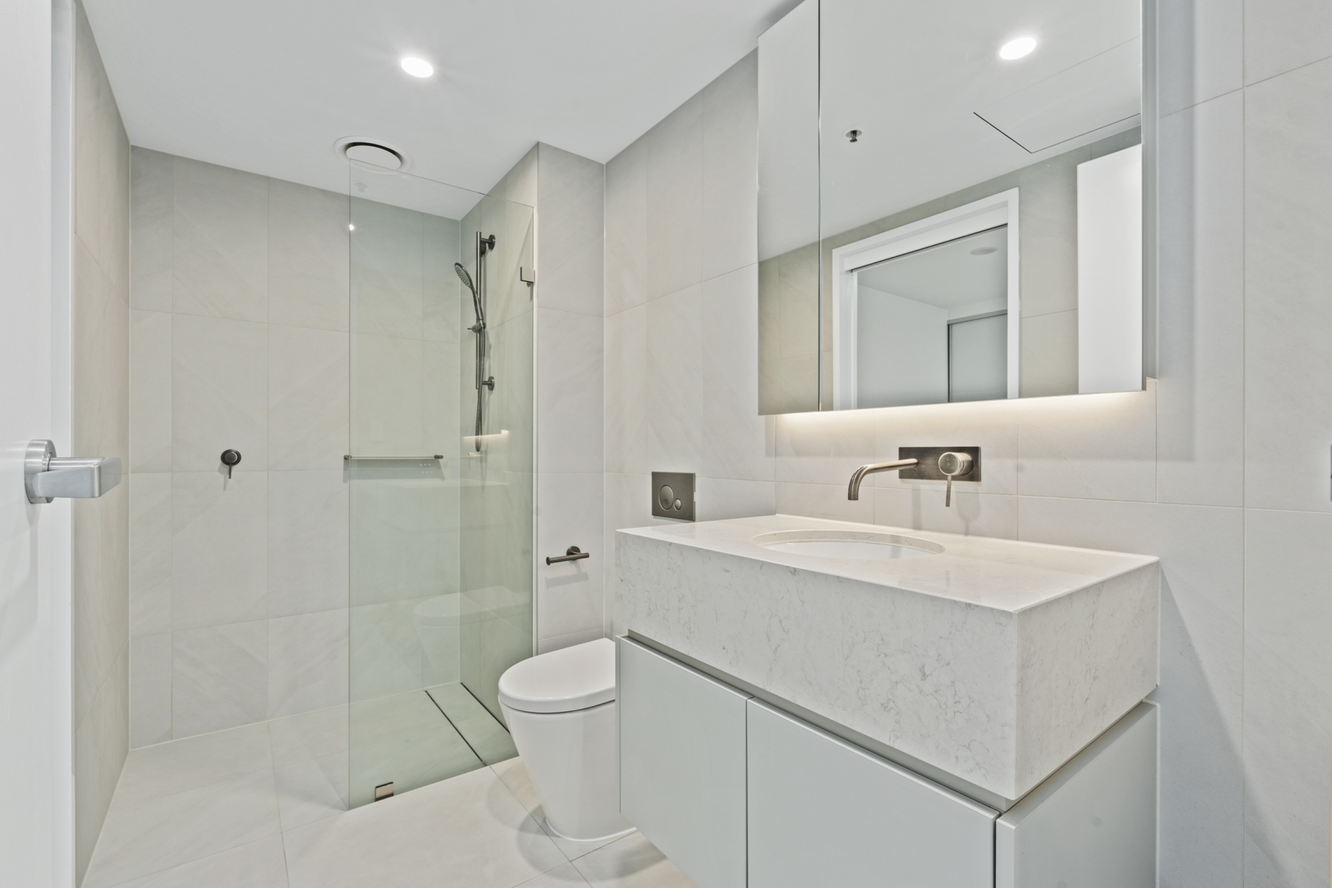 609/1 Boolee Street, REID
