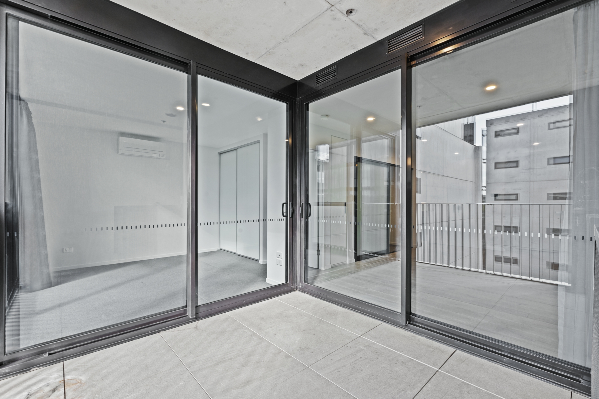 609/1 Boolee Street, REID