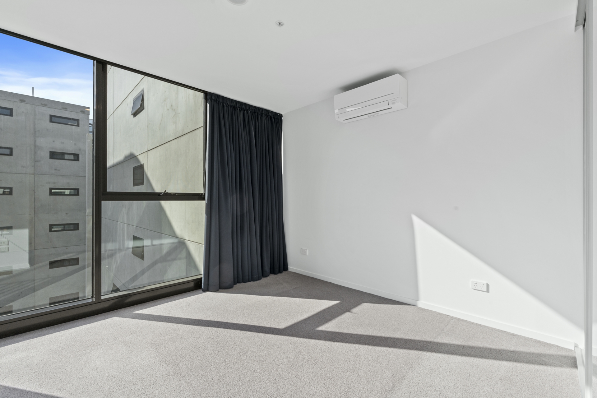 609/1 Boolee Street, REID