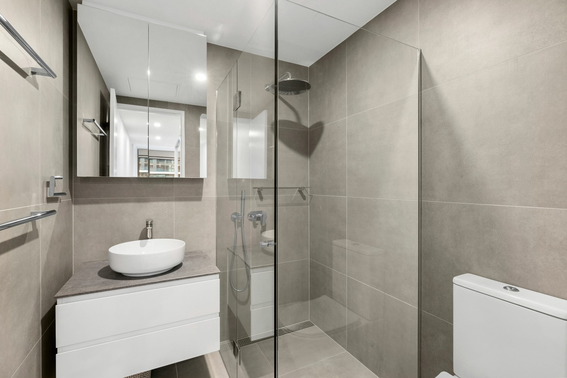 116/4 Anzac Park, CAMPBELL