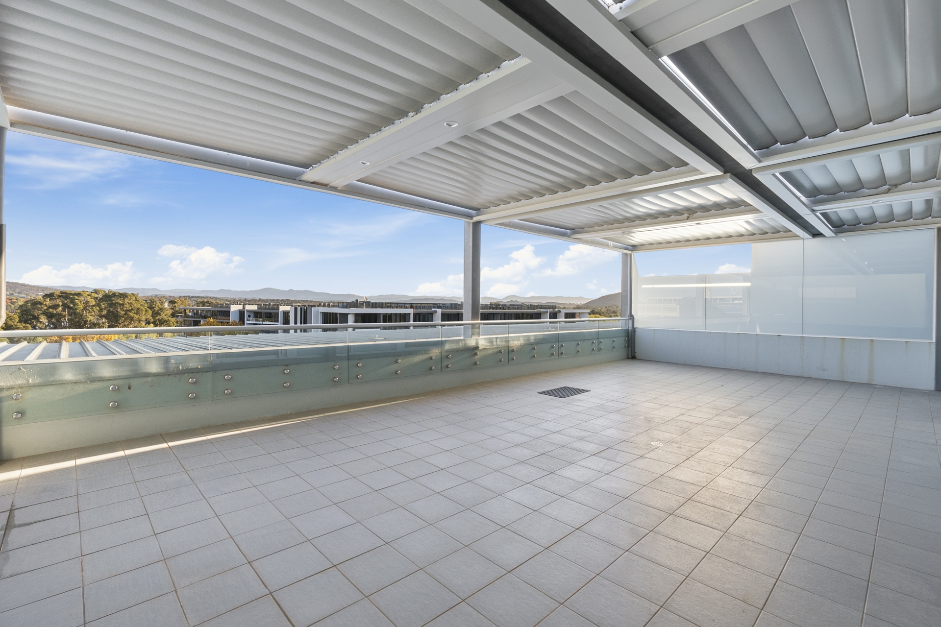 89/43 Constitution Avenue, REID