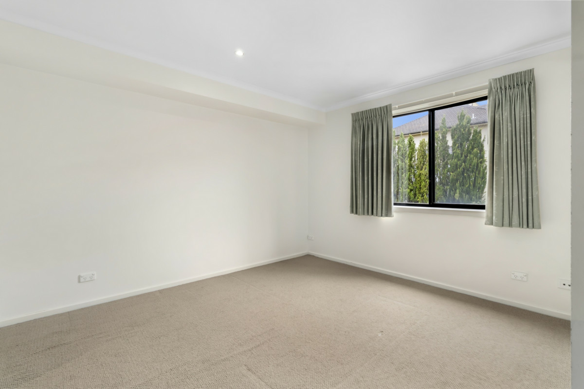 17/1-19 Ijong Street, BRADDON