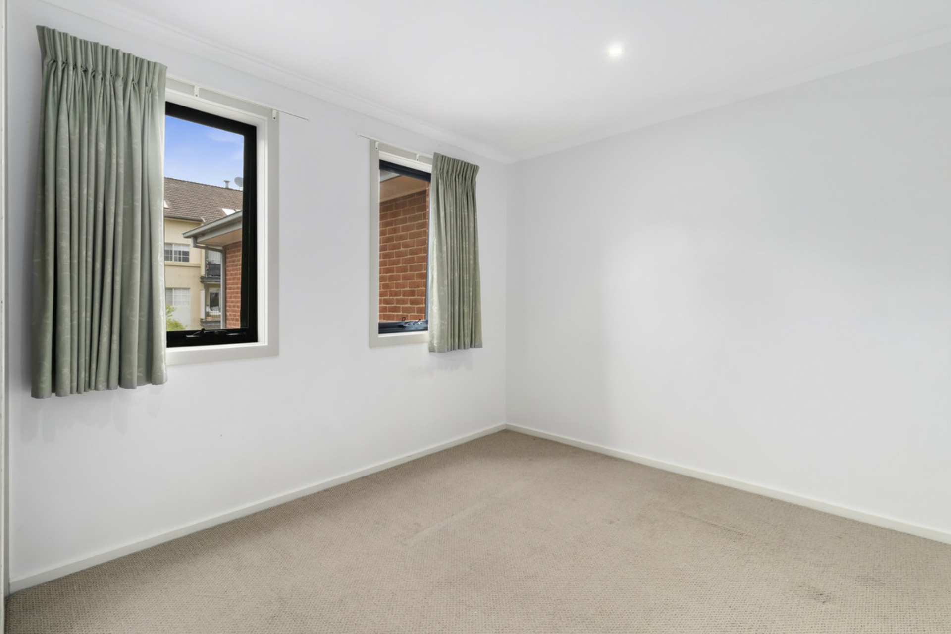 17/1-19 Ijong Street, BRADDON