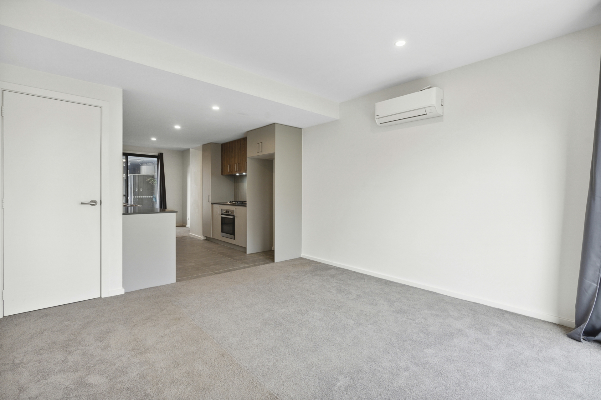 51/117 Sutherland Crescent, TAYLOR