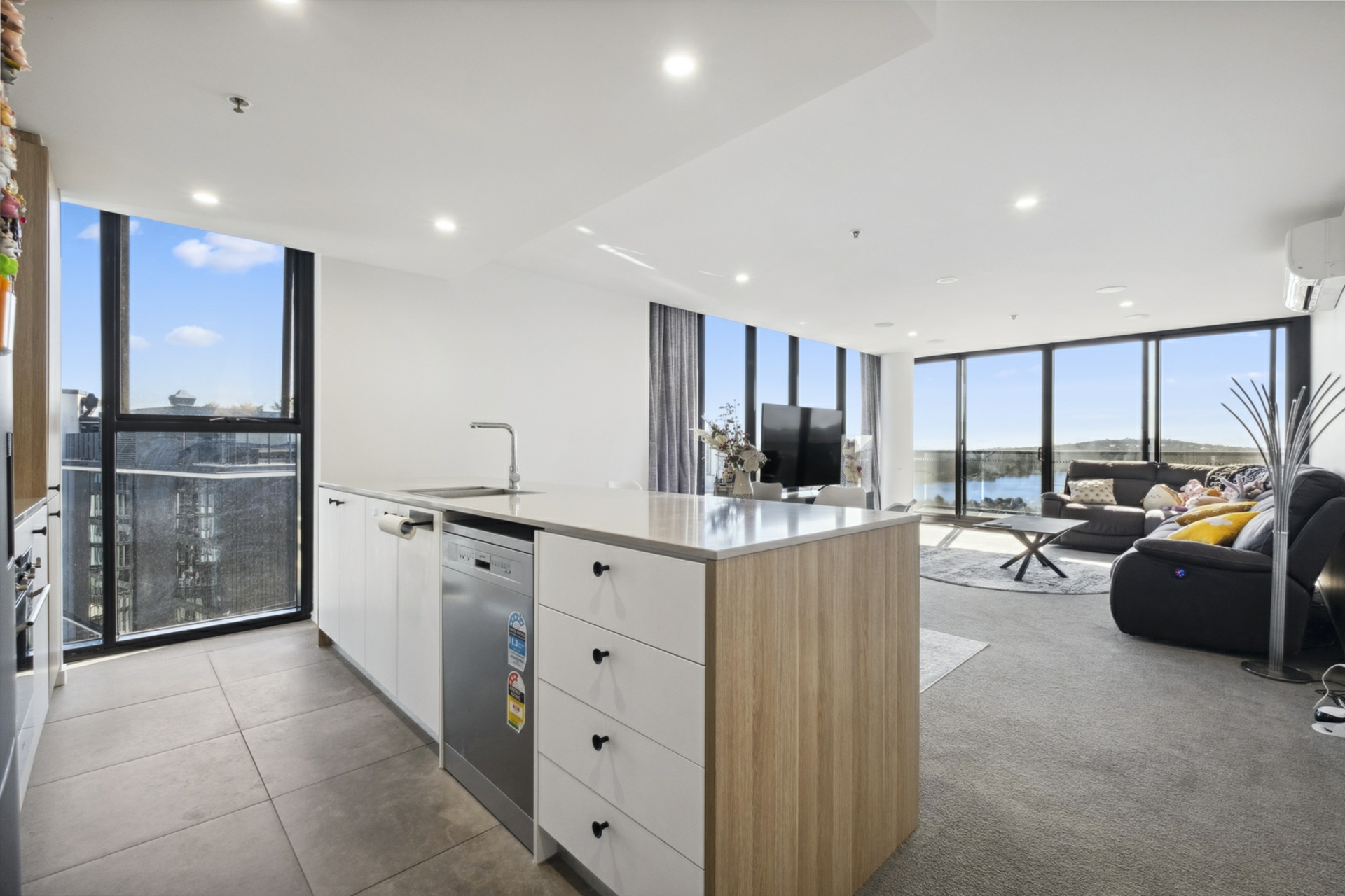1403/4 Grazier Lane, BELCONNEN