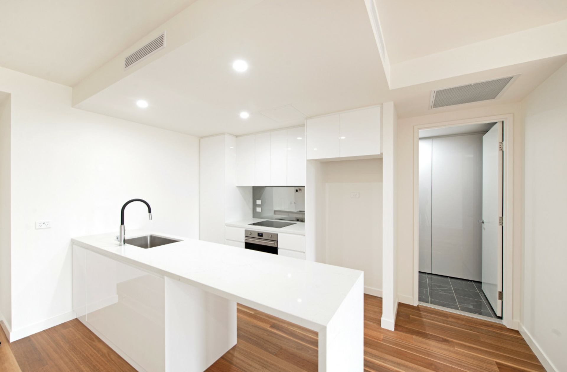 212/47 Currong Street North, BRADDON
