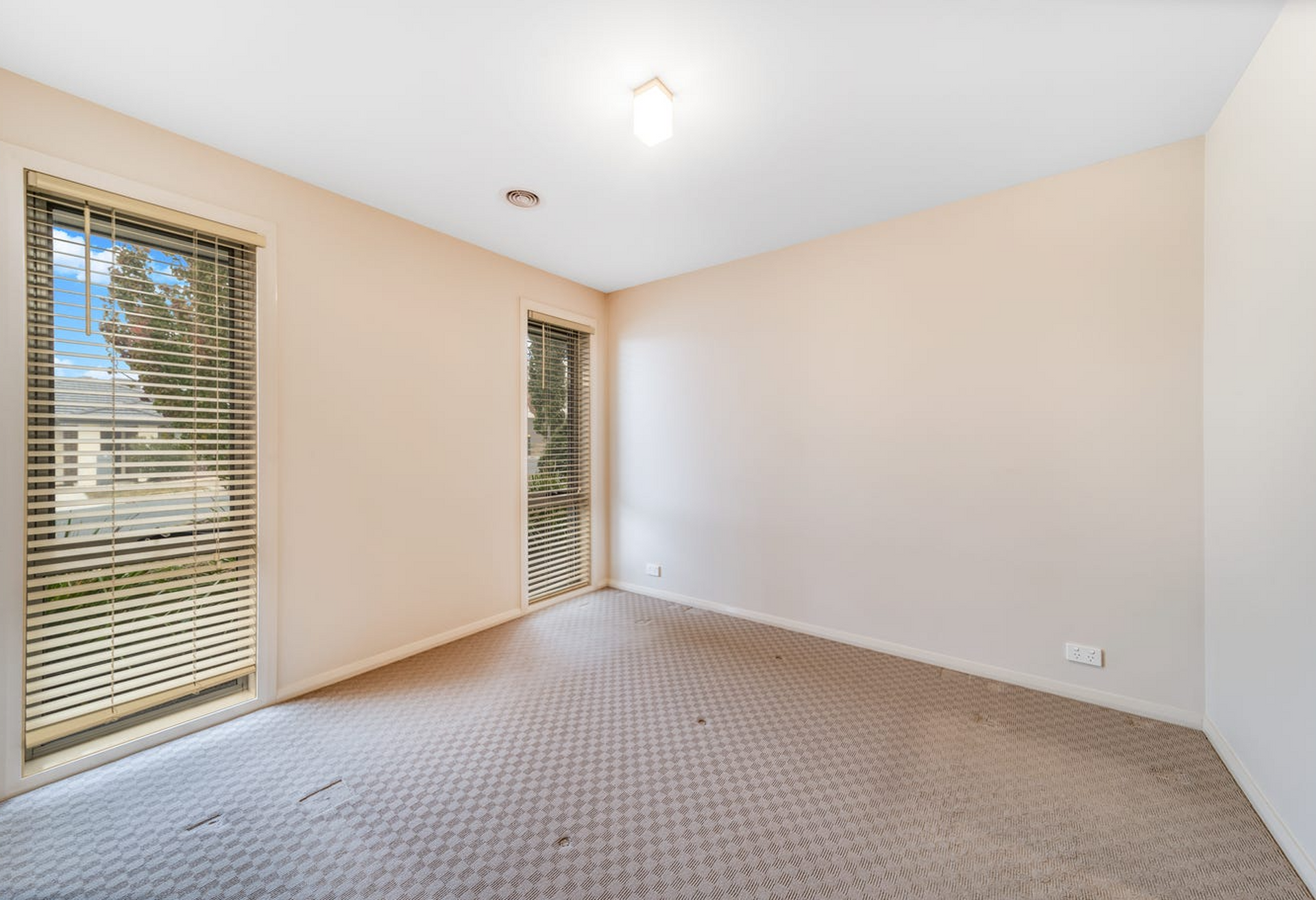 11 Patrick Shaw Street, CASEY