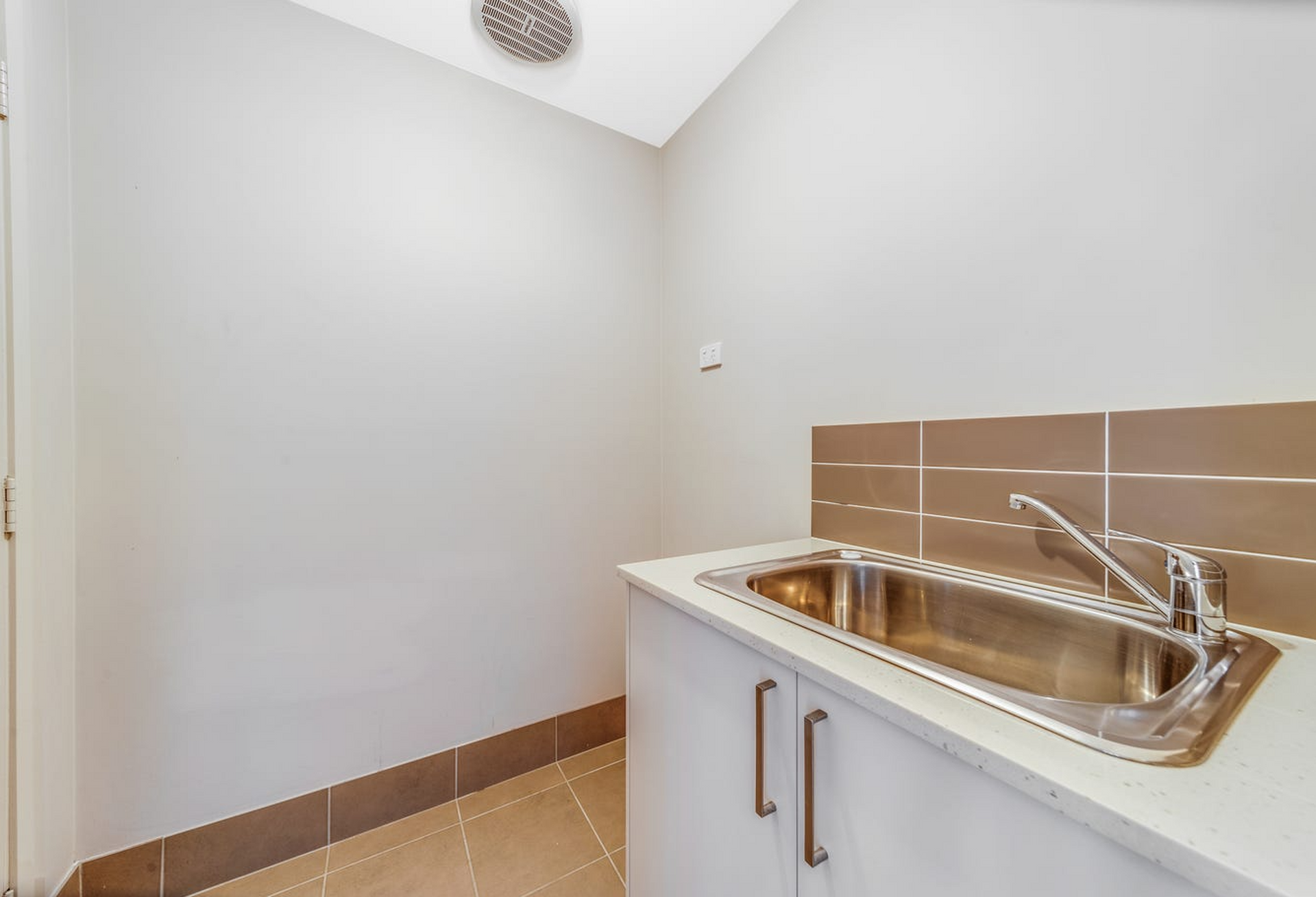 11 Patrick Shaw Street, CASEY