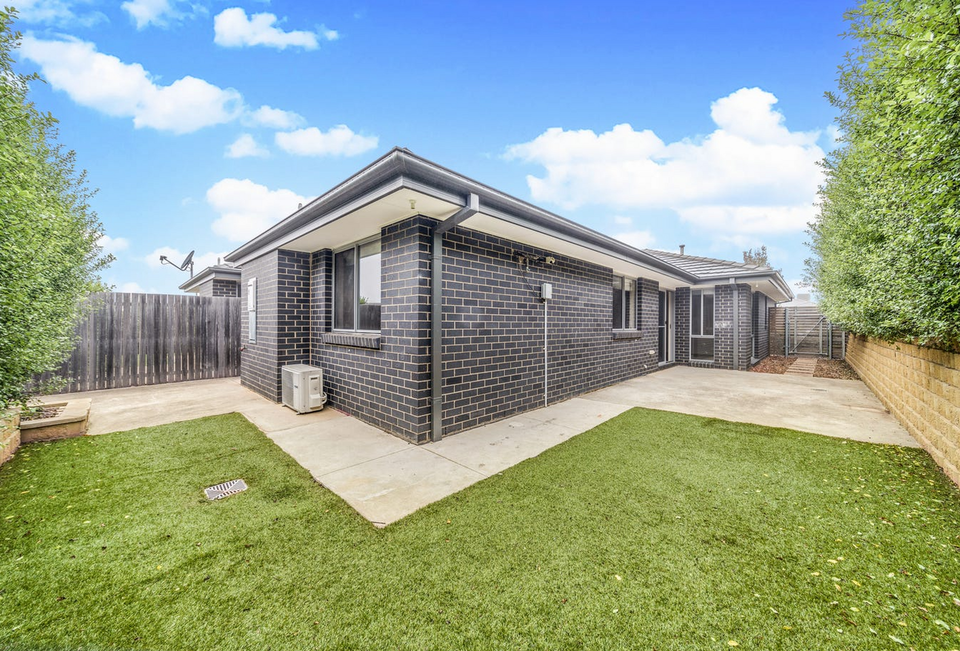 11 Patrick Shaw Street, CASEY