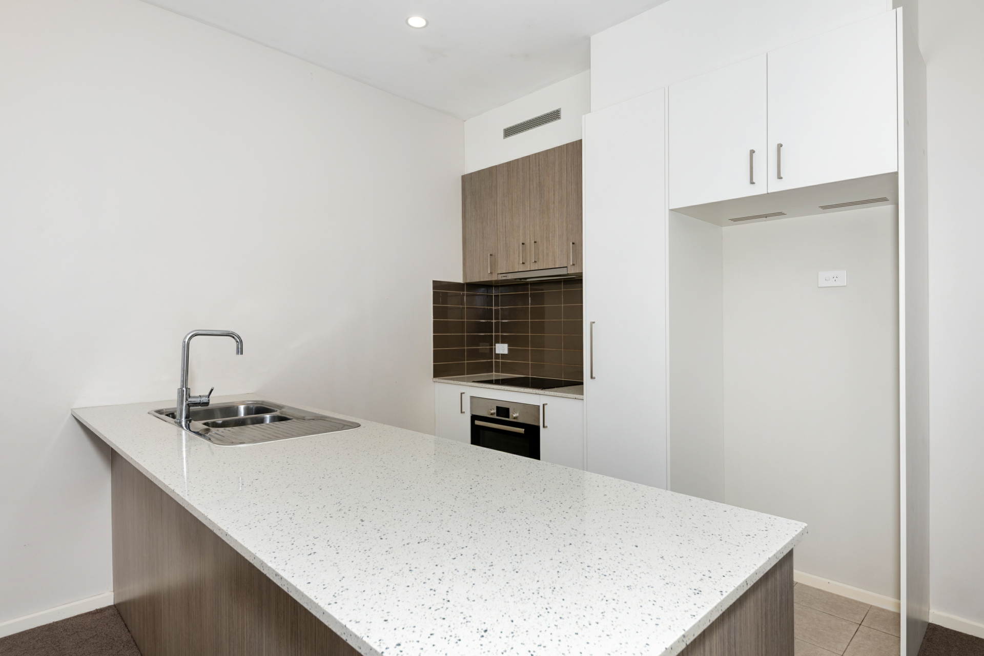 29/1 Christina Stead Street, FRANKLIN