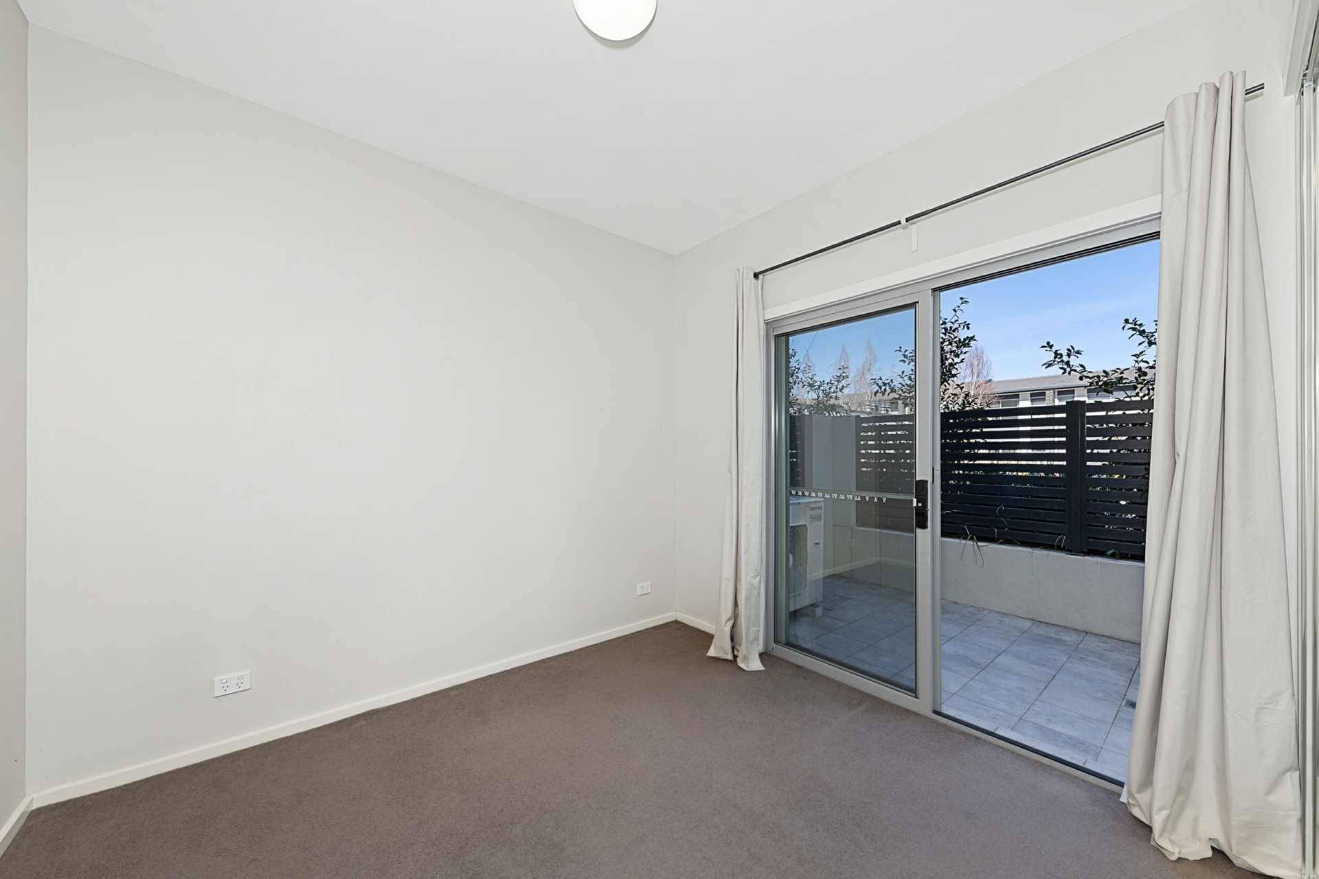 29/1 Christina Stead Street, FRANKLIN