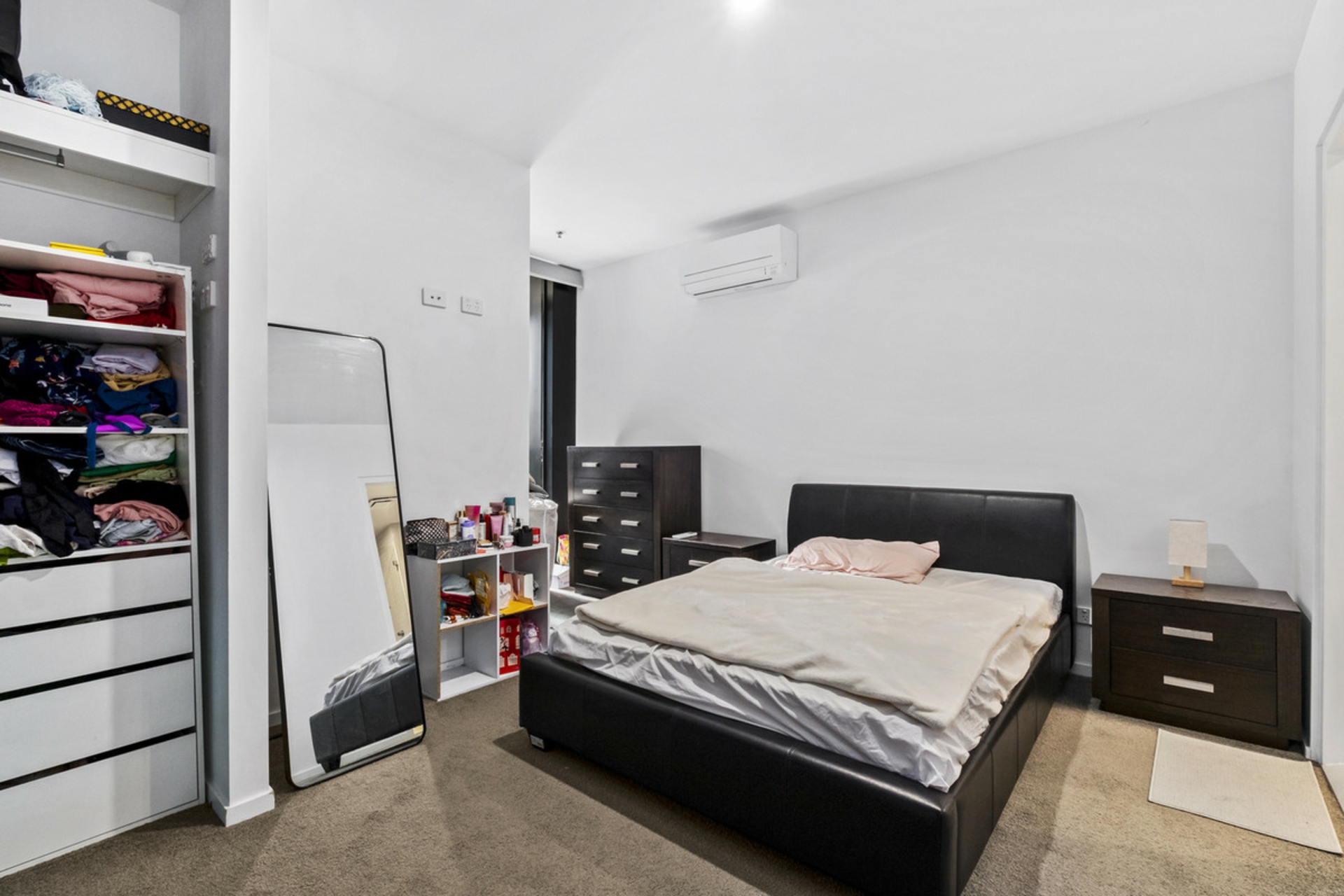 704/3 Grazier Lane — photo 8 of 18
