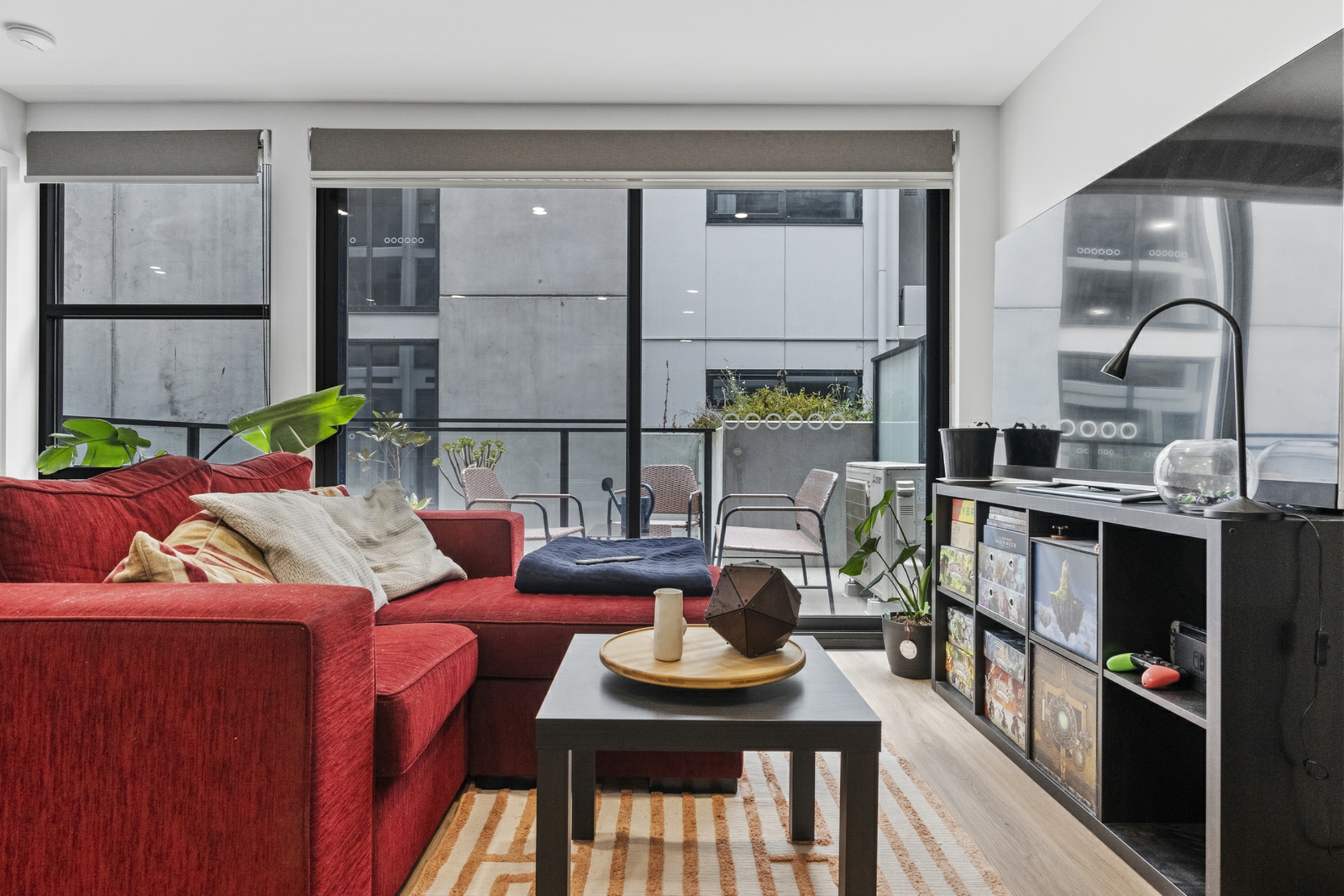 212/42 Mort Street — photo from LJ Hooker Canberra City