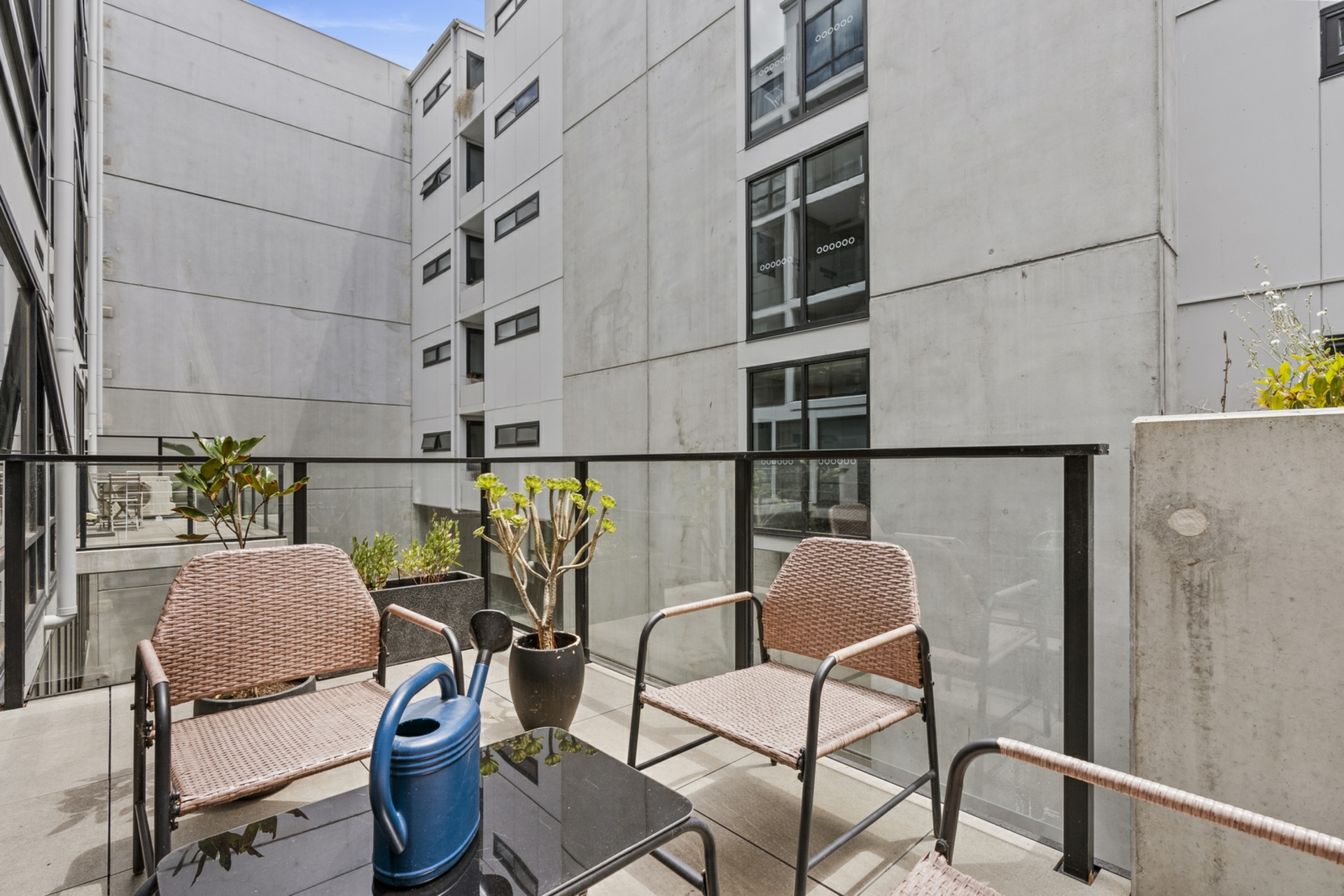 212/42 Mort Street — photo 4 of 22