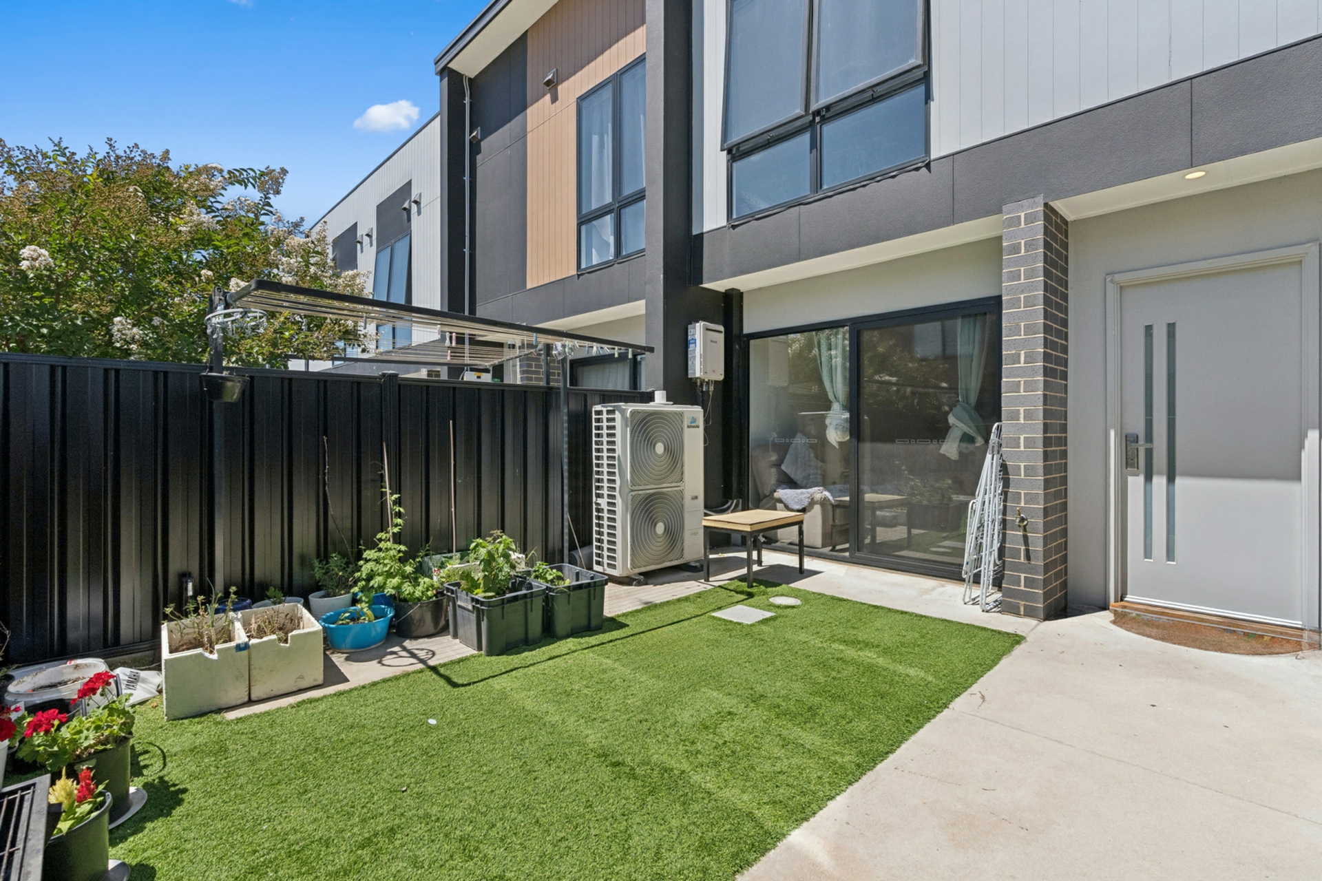 39/18 Cornelius Street — photo 5 of 16