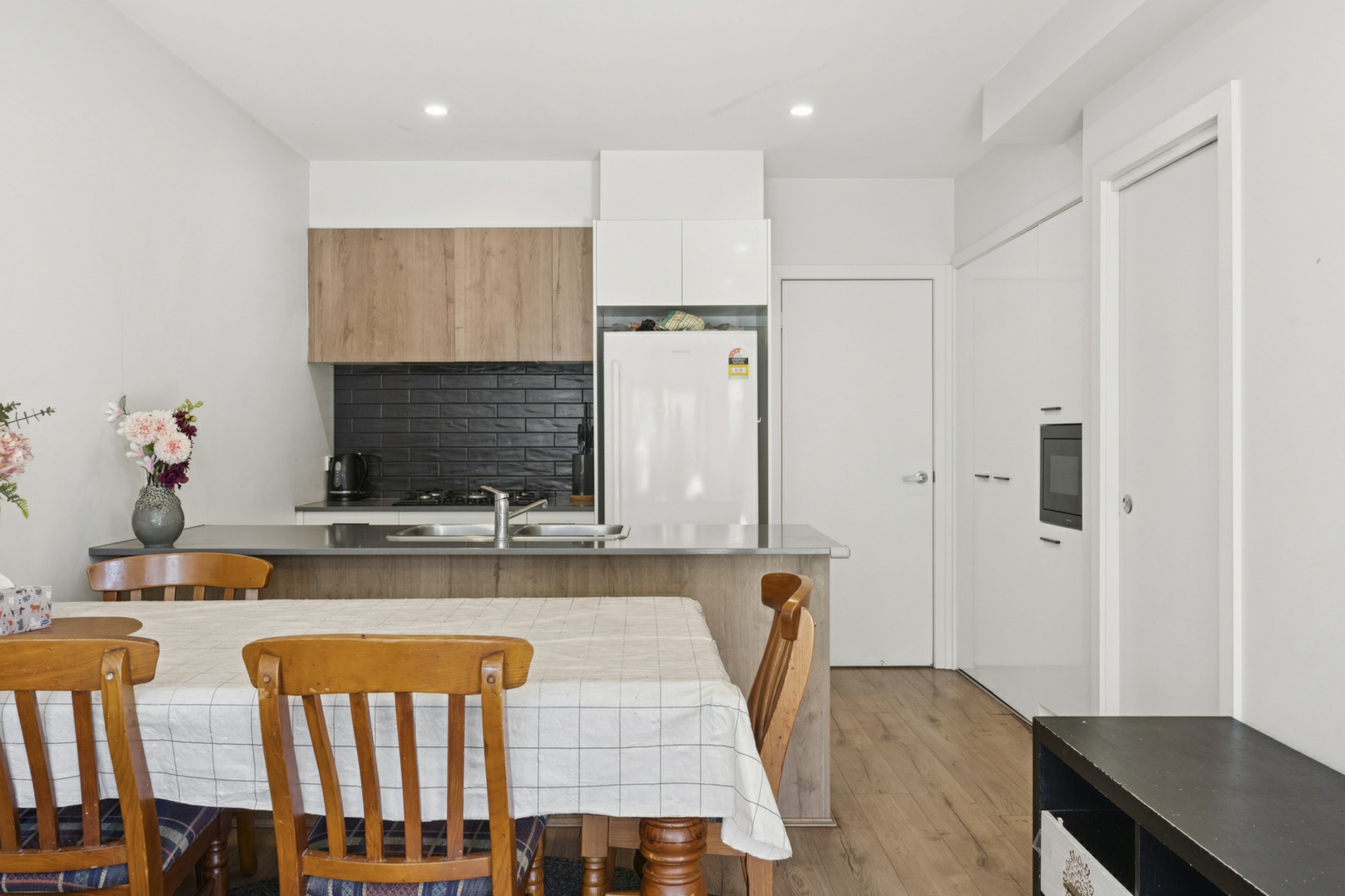 39/18 Cornelius Street — photo 9 of 16