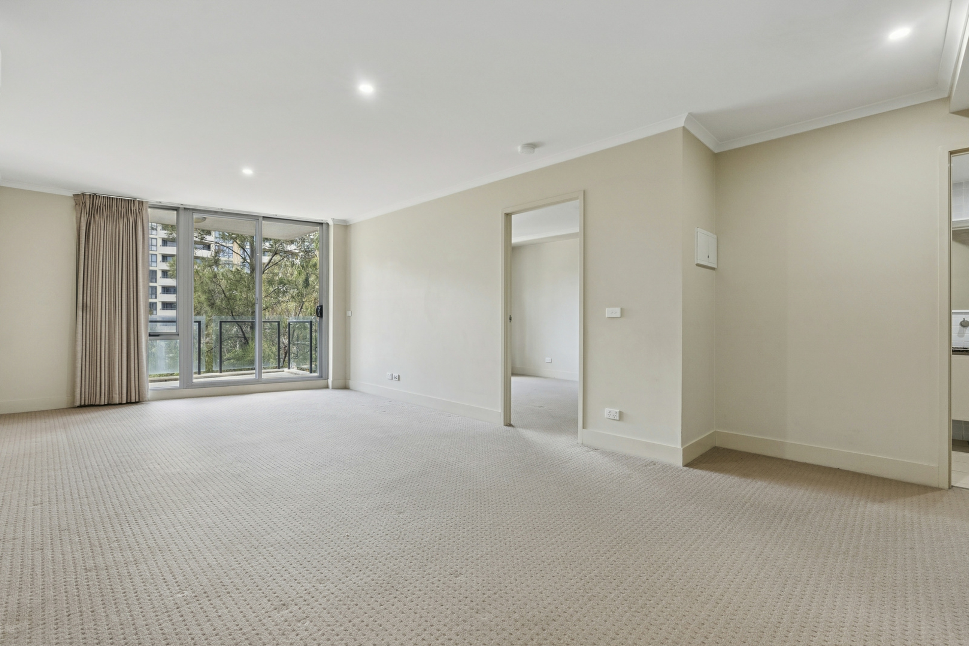 83/77 Northbourne Avenue — photo 4 of 20