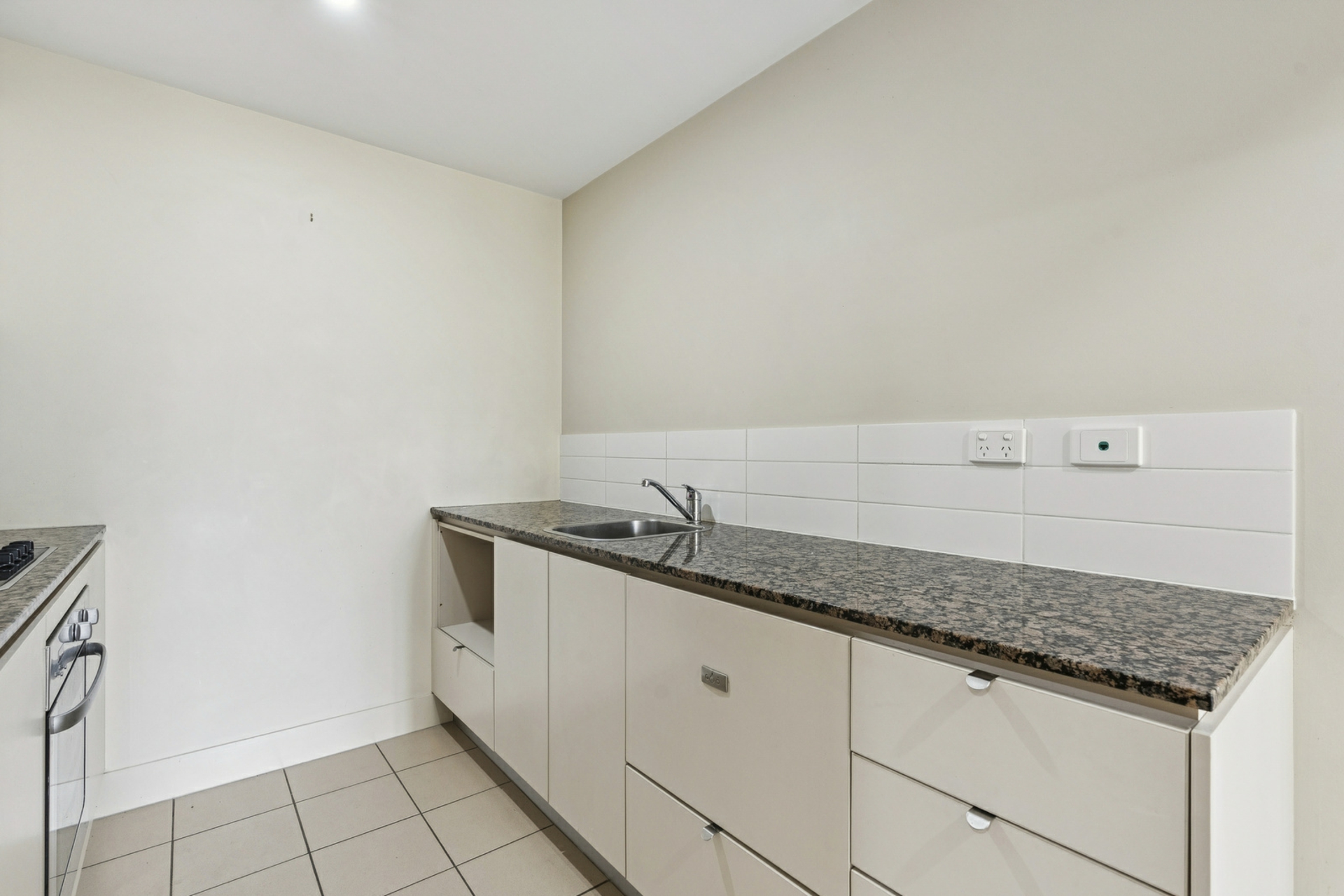 83/77 Northbourne Avenue — photo 10 of 20