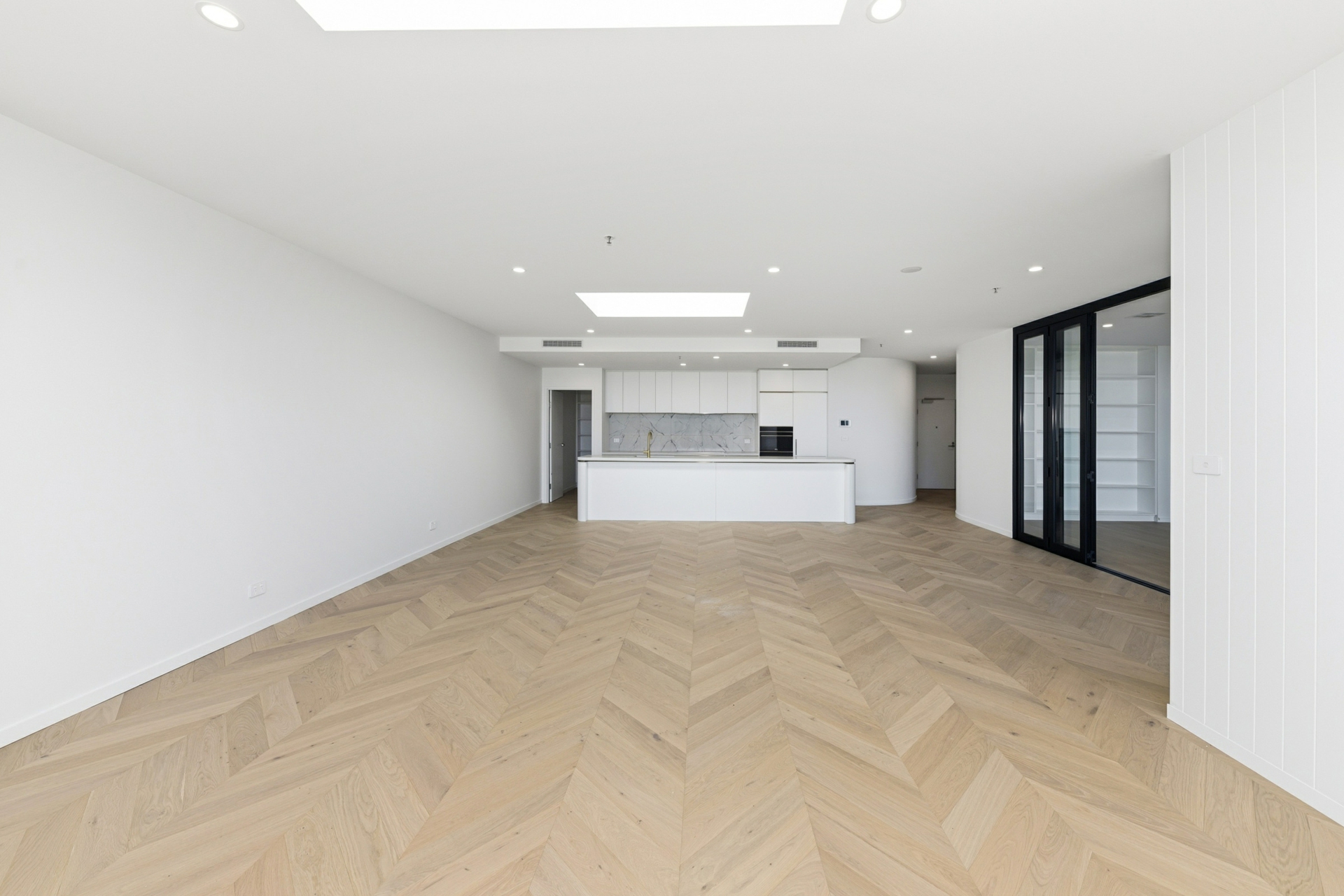 1507/1 Brewer Street — photo 3 of 30