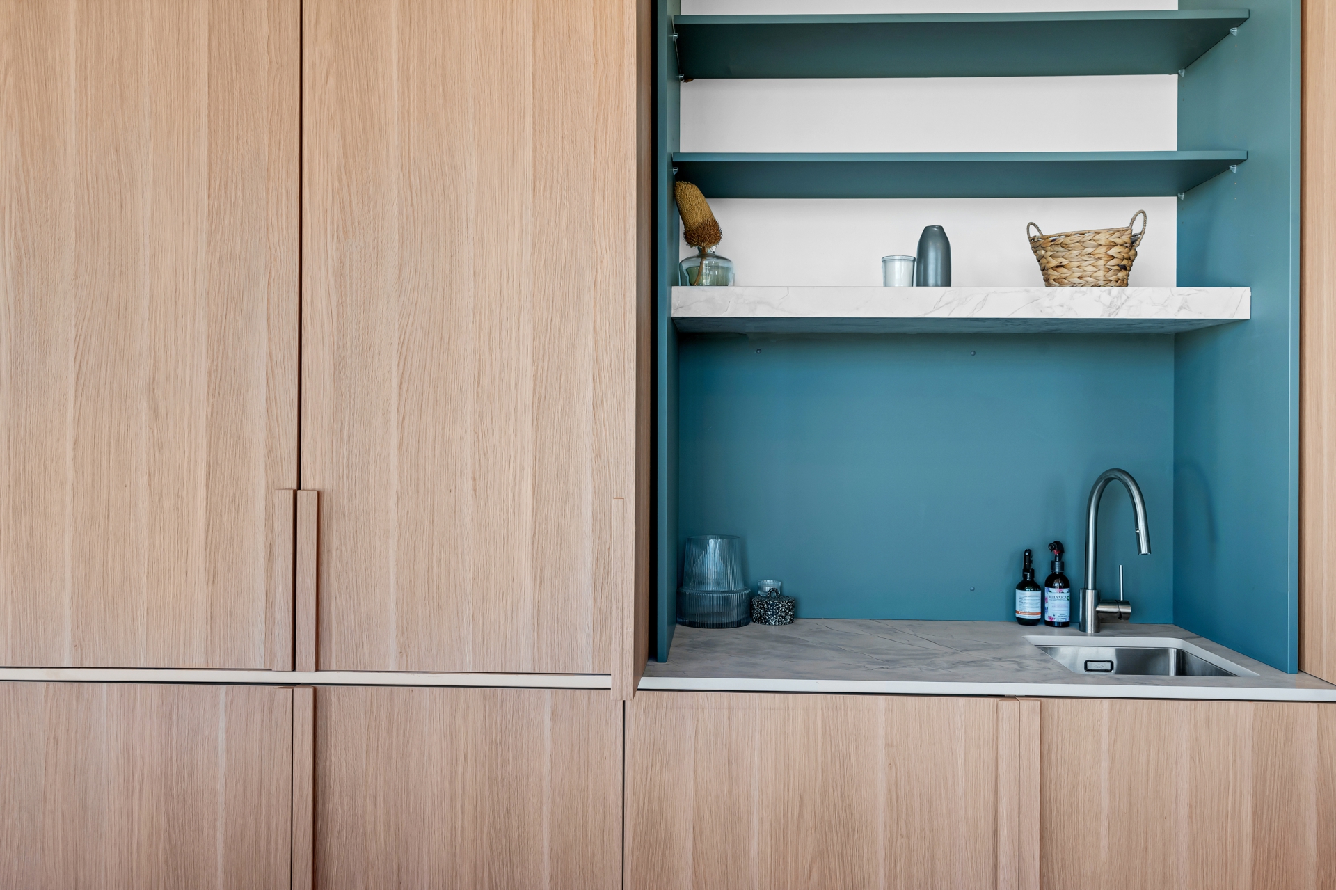 54/17 Captain Cook Crescent — photo 15 of 24