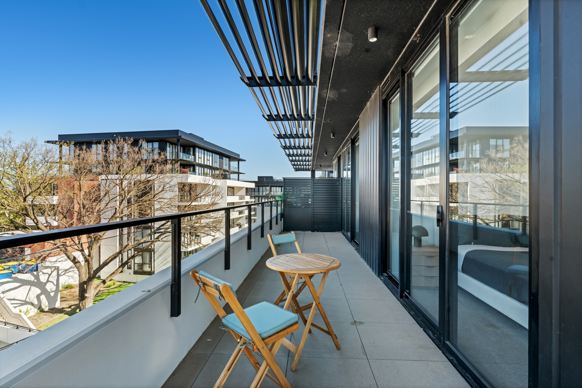 54/17 Captain Cook Crescent — photo 16 of 24