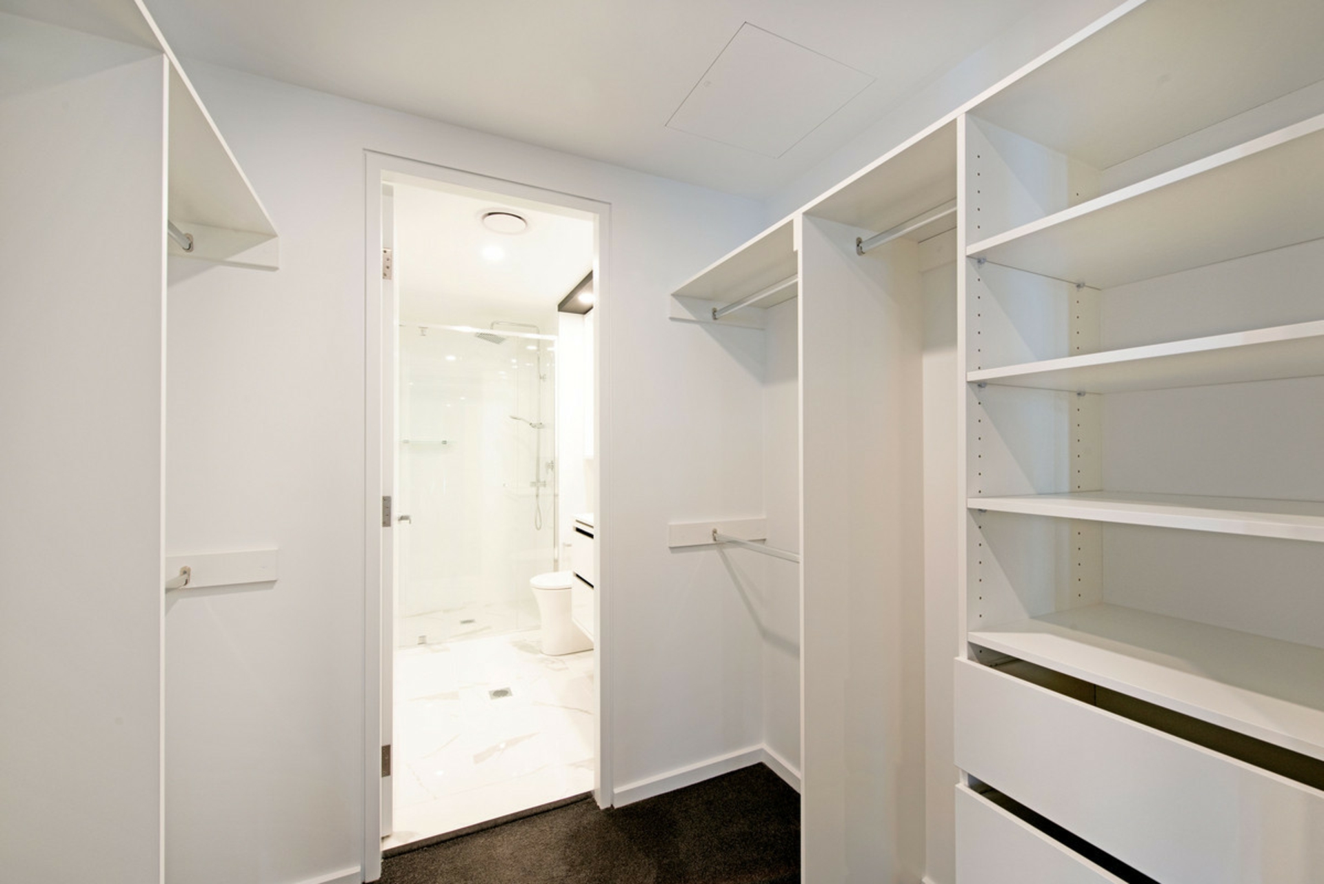 24/20 Allara Street — photo 7 of 13