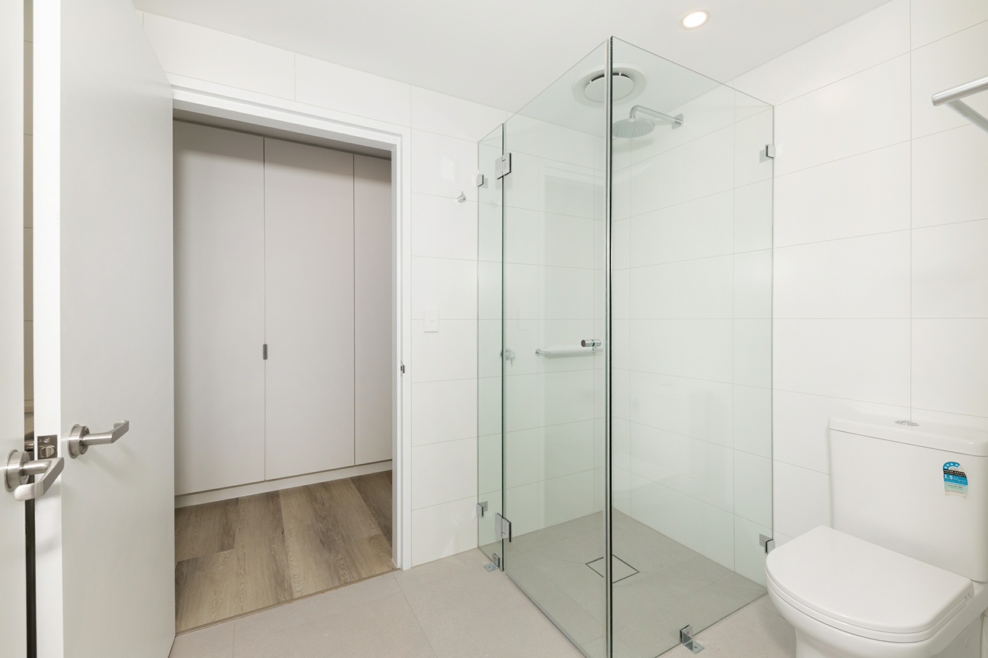 B113/1 Carden Street — photo 3 of 16