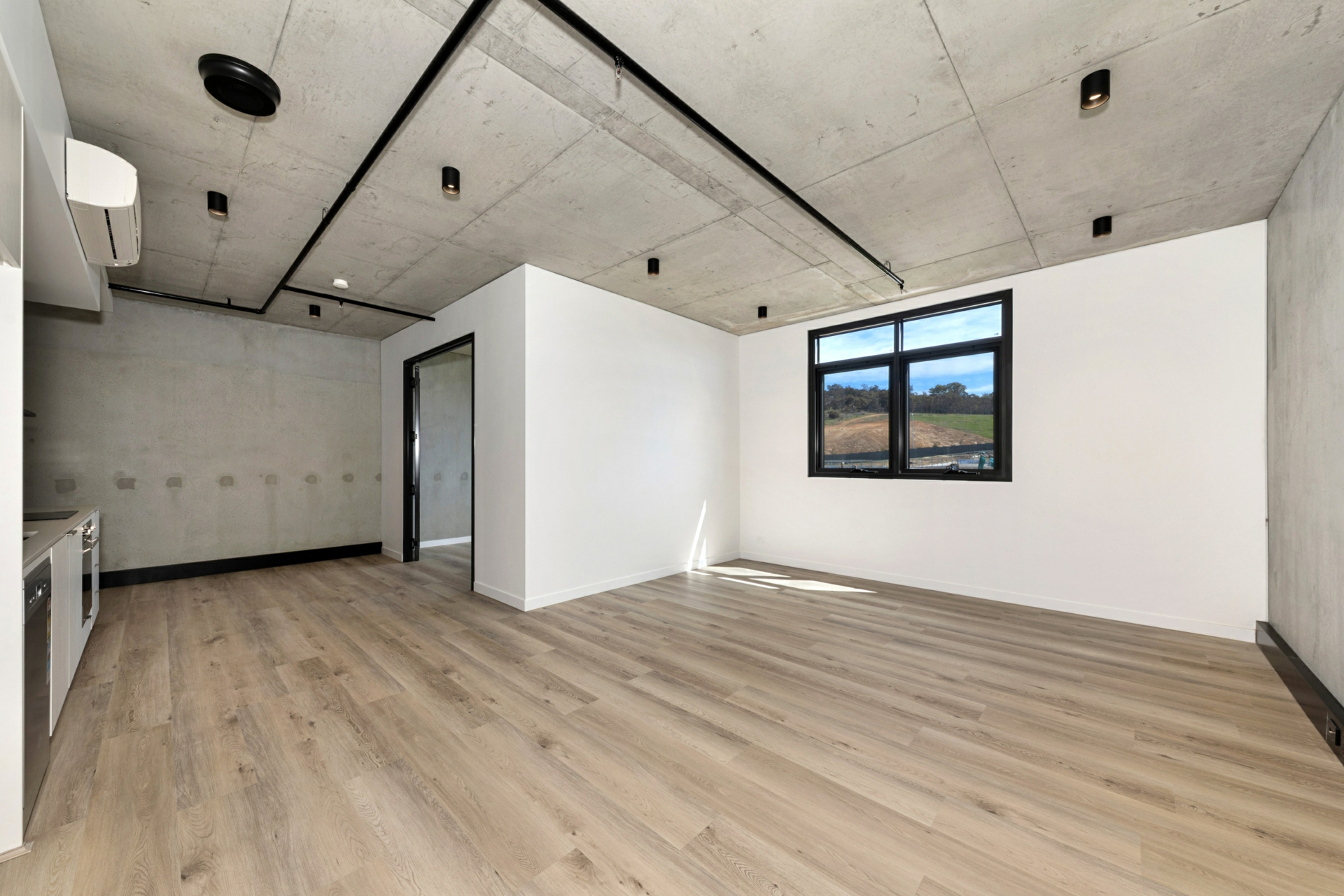 B113/1 Carden Street — photo 9 of 16