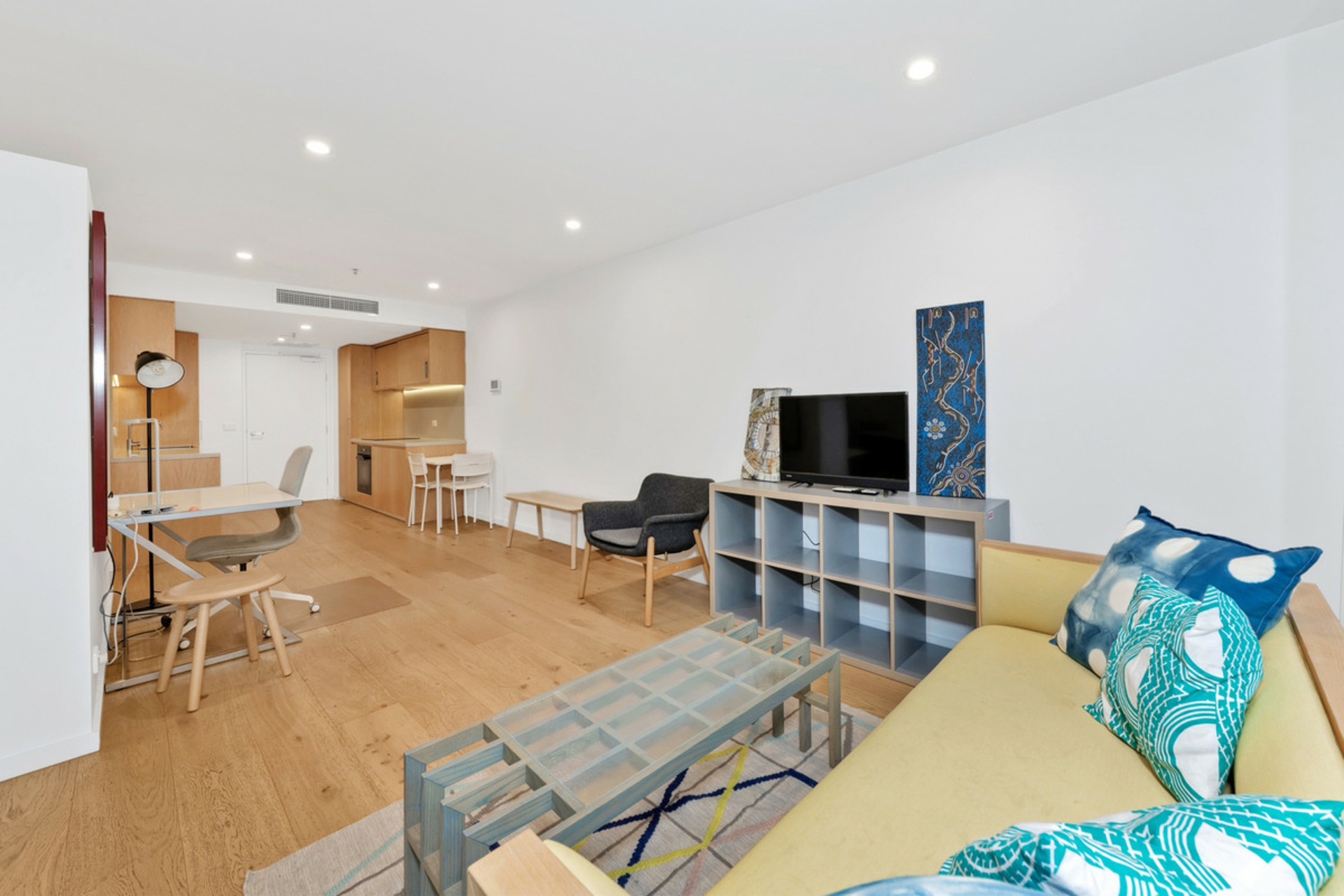 405/27 Lonsdale Street — photo 3 of 16