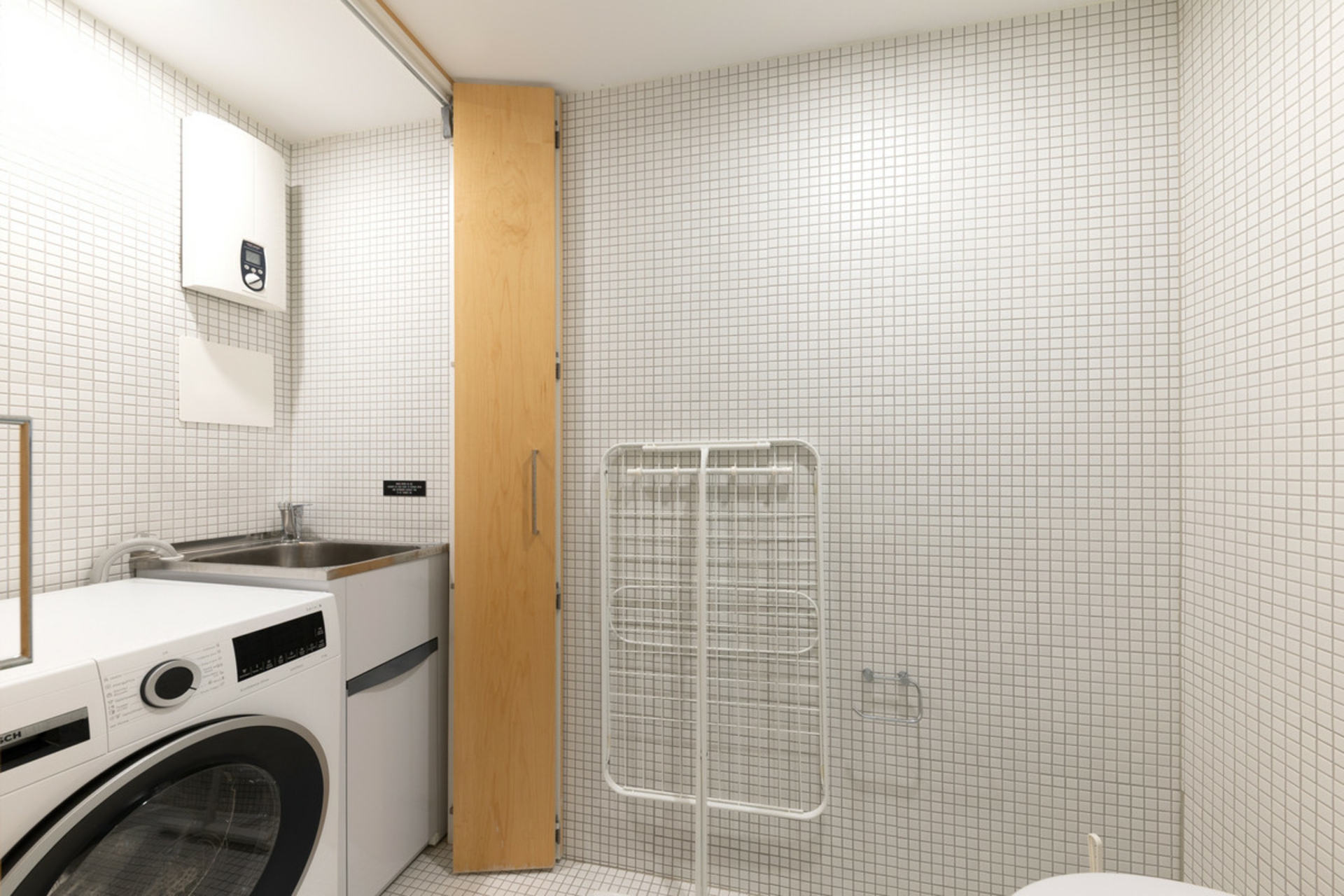 405/27 Lonsdale Street — photo 10 of 16