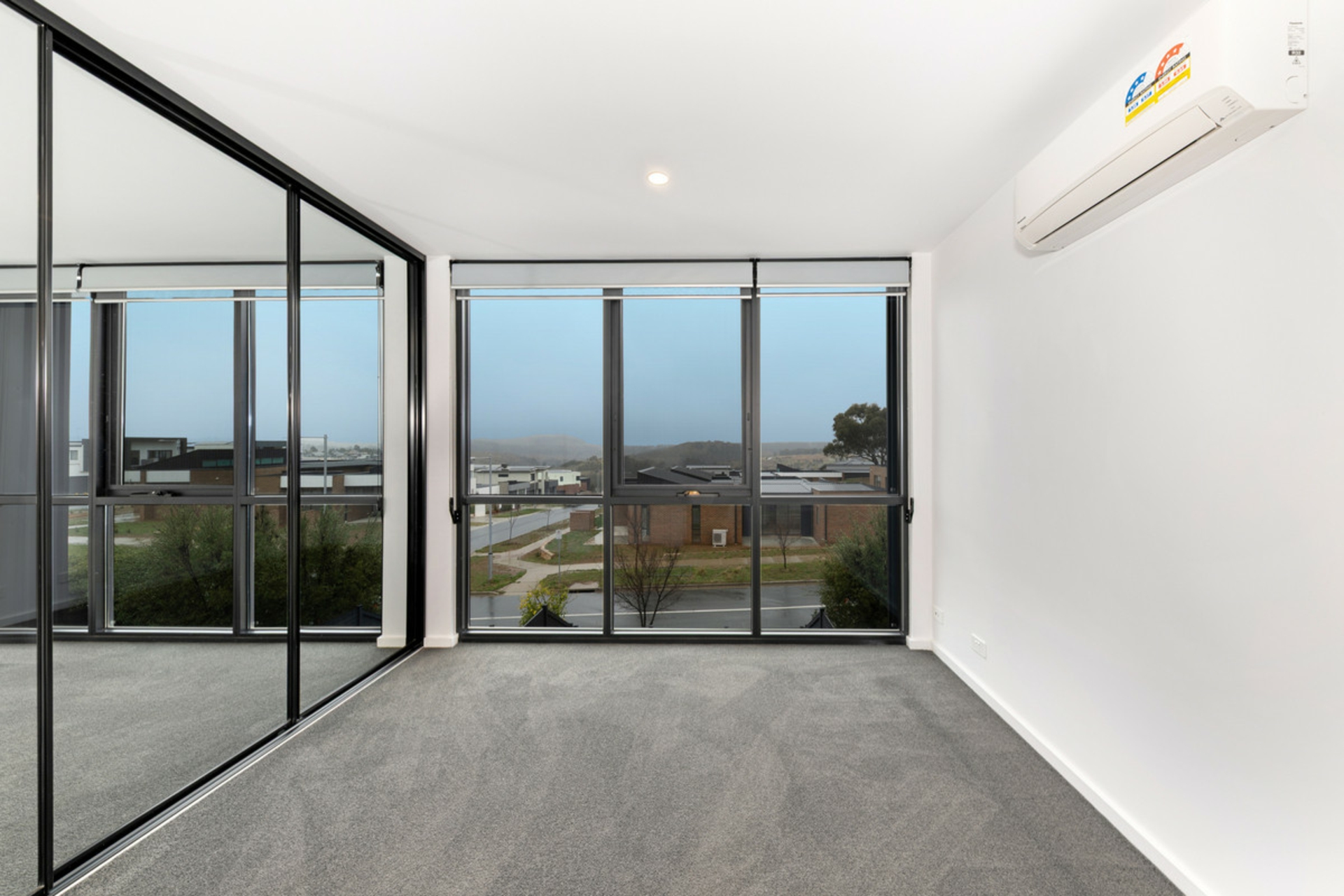 2/1 Calaby Street — photo 10 of 20