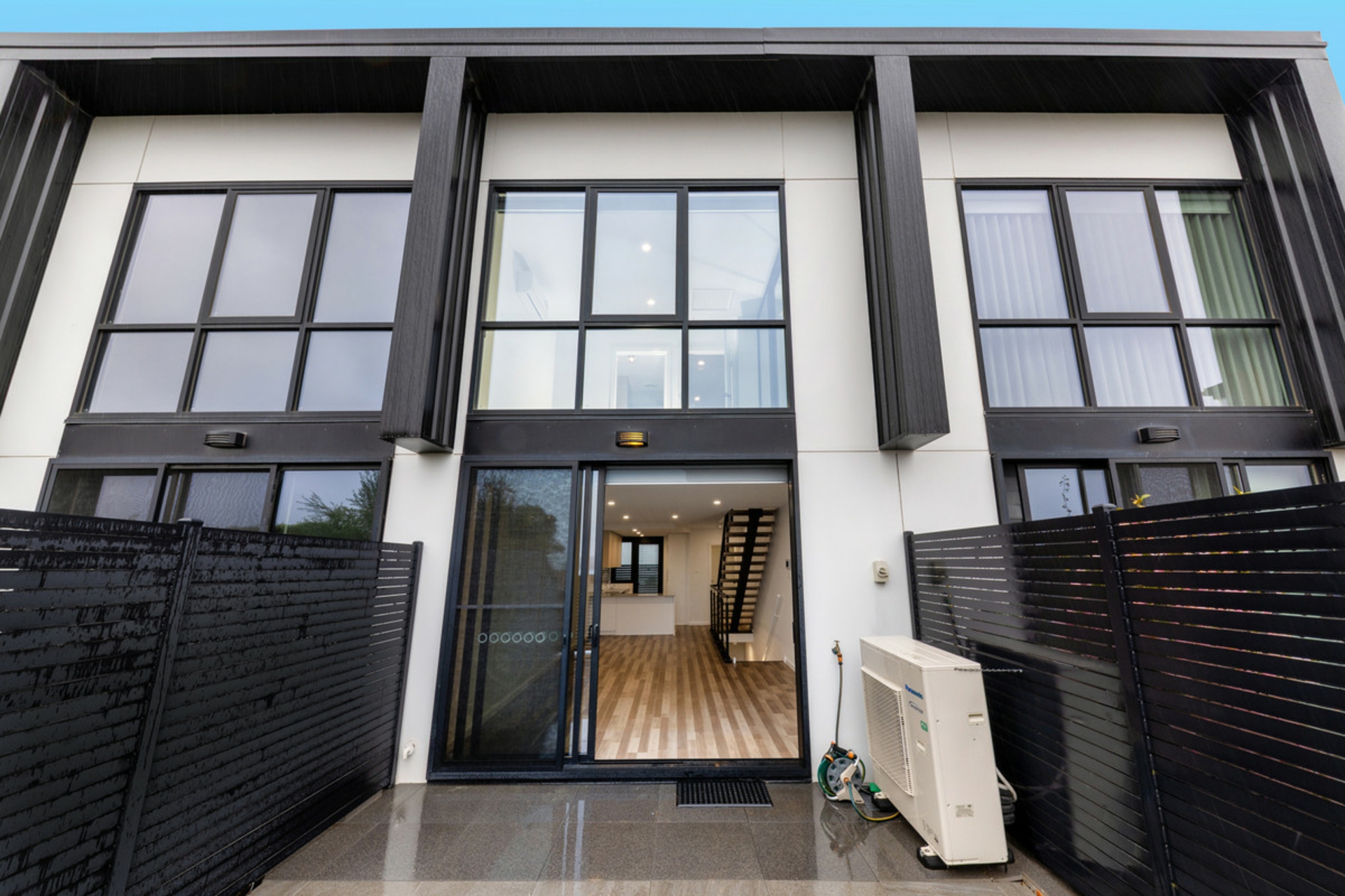 2/1 Calaby Street — photo 14 of 20