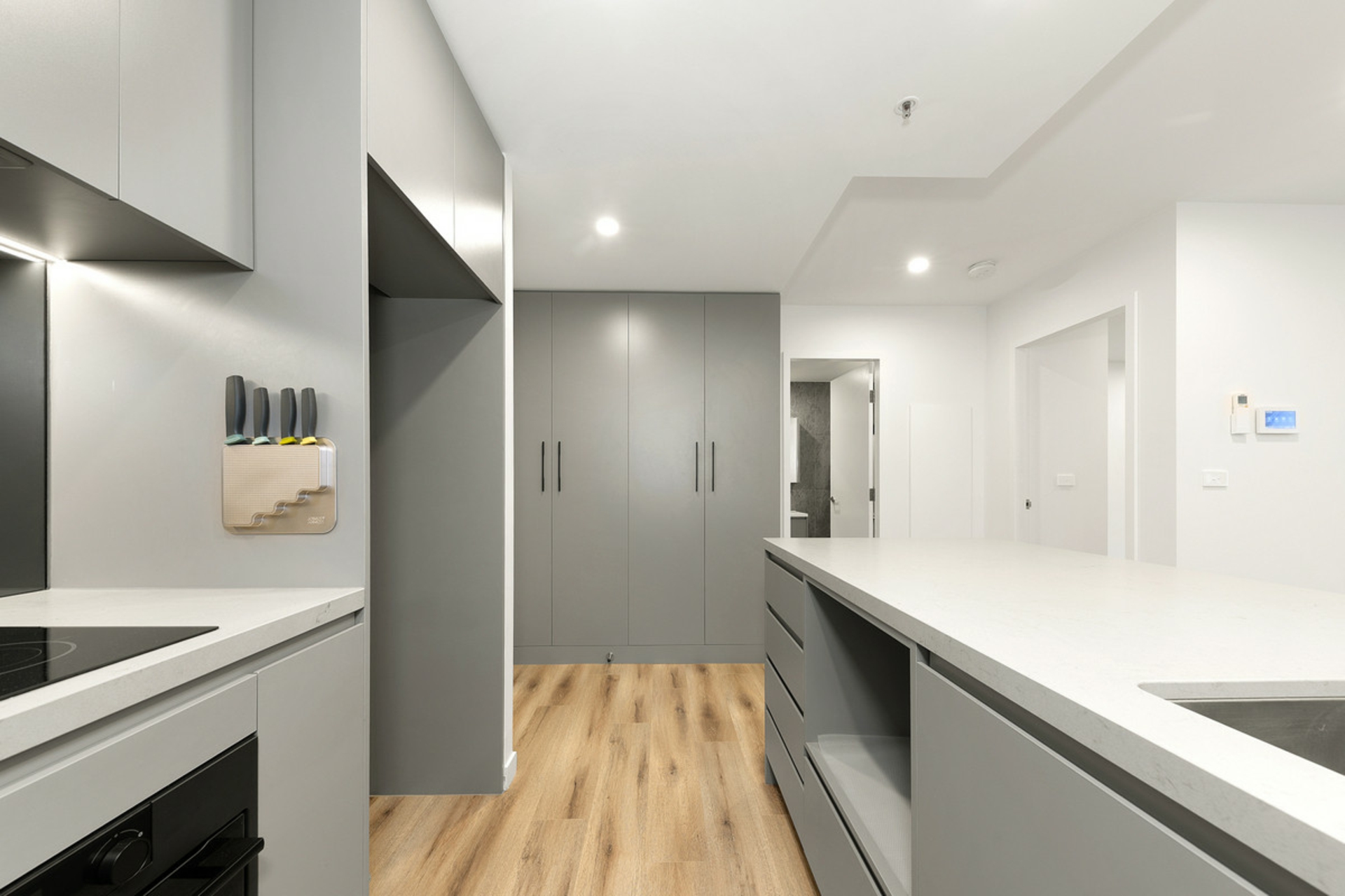 507/49 Furzer Street — photo 5 of 15