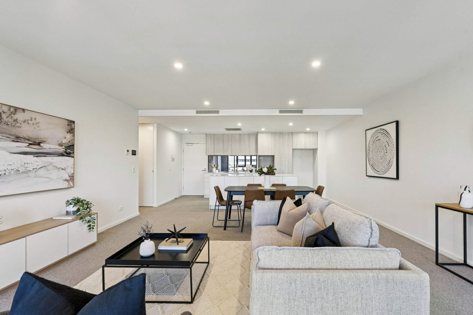 519/253 Northbourne Avenue — photo 7 of 30