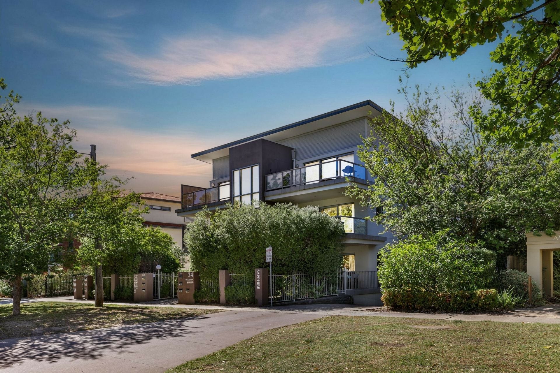 1/34 Watson Street — photo from LJ Hooker Canberra City