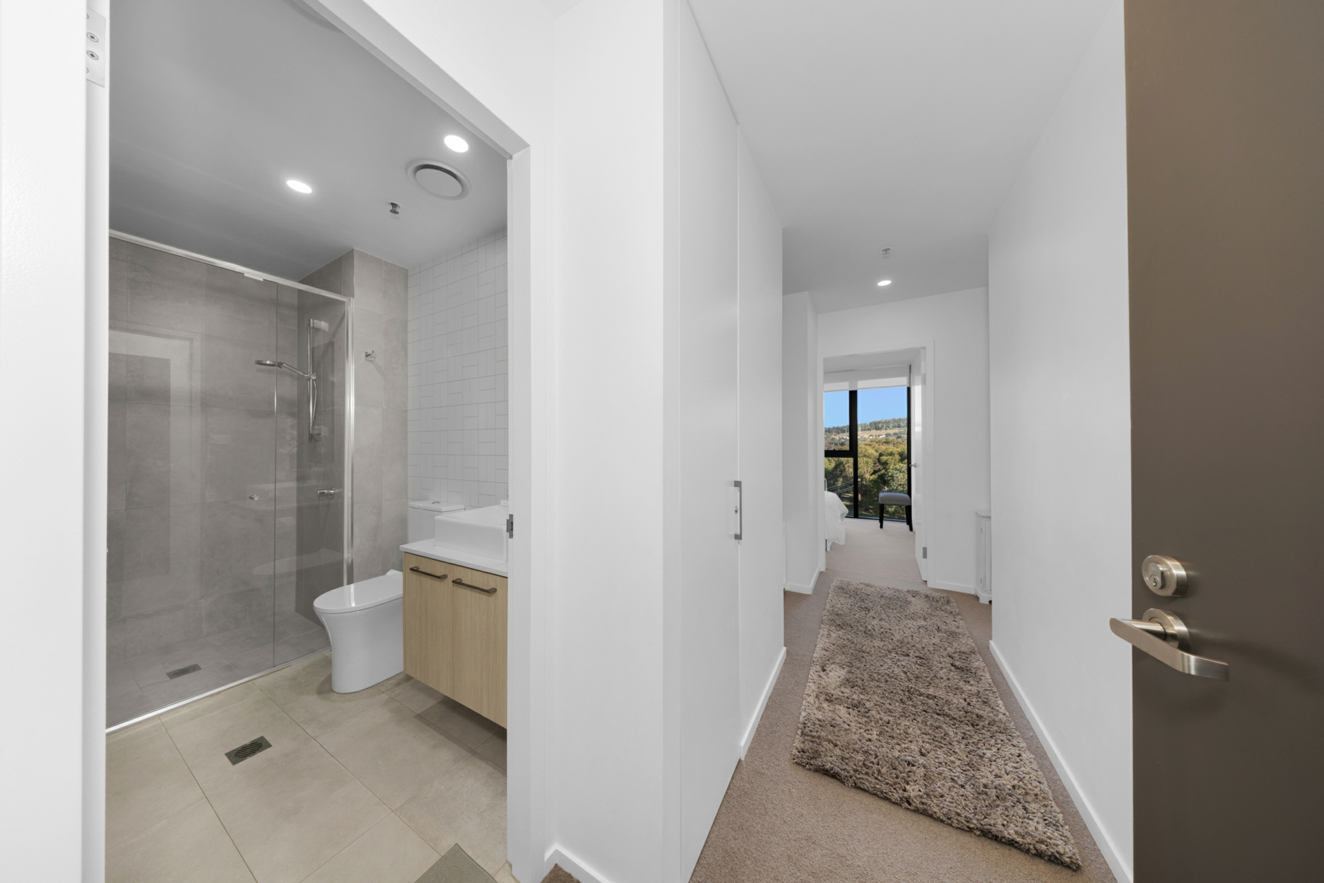 63/11 Irving Street — photo 8 of 24
