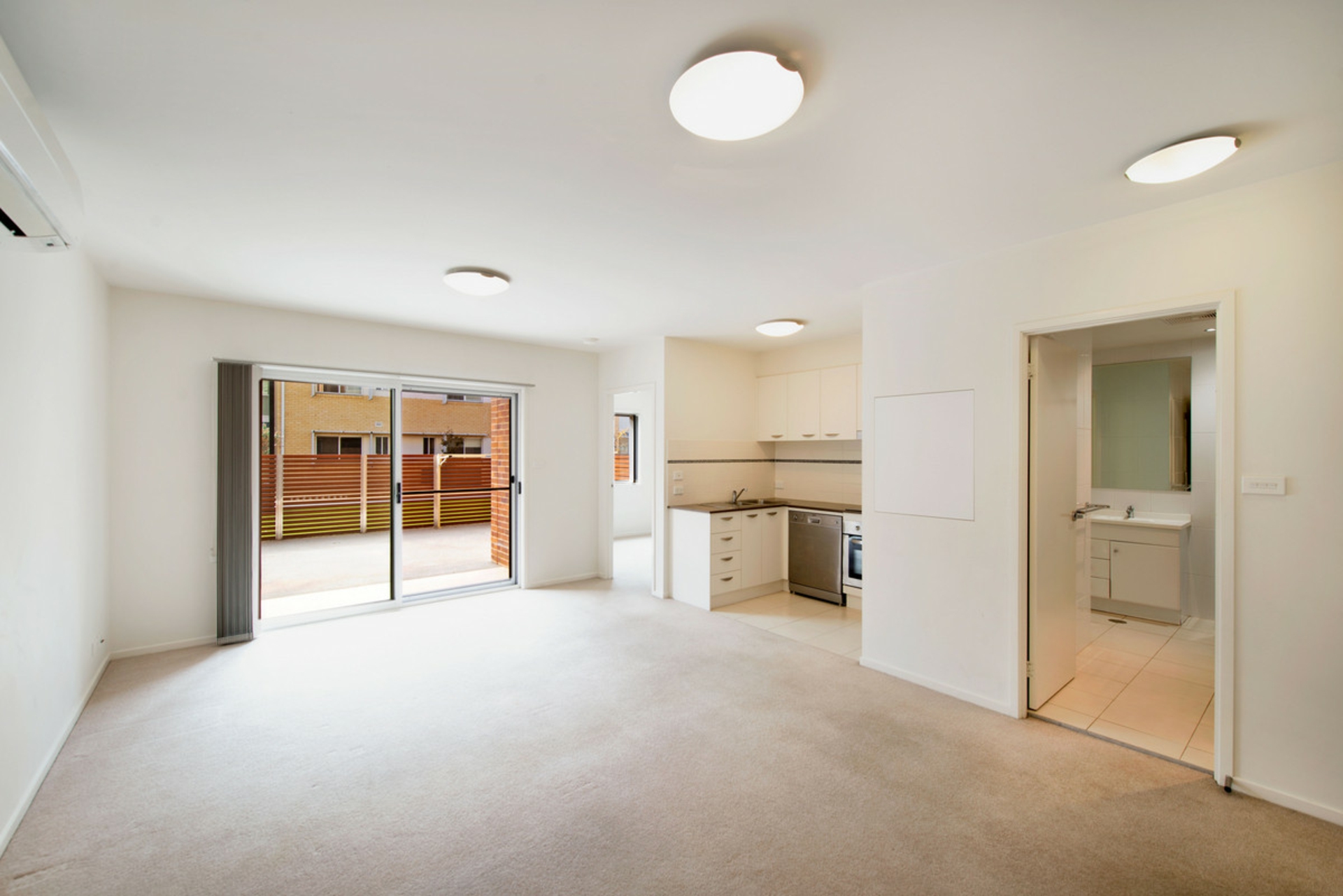 151/140 Thynne Street — photo from LJ Hooker Canberra City