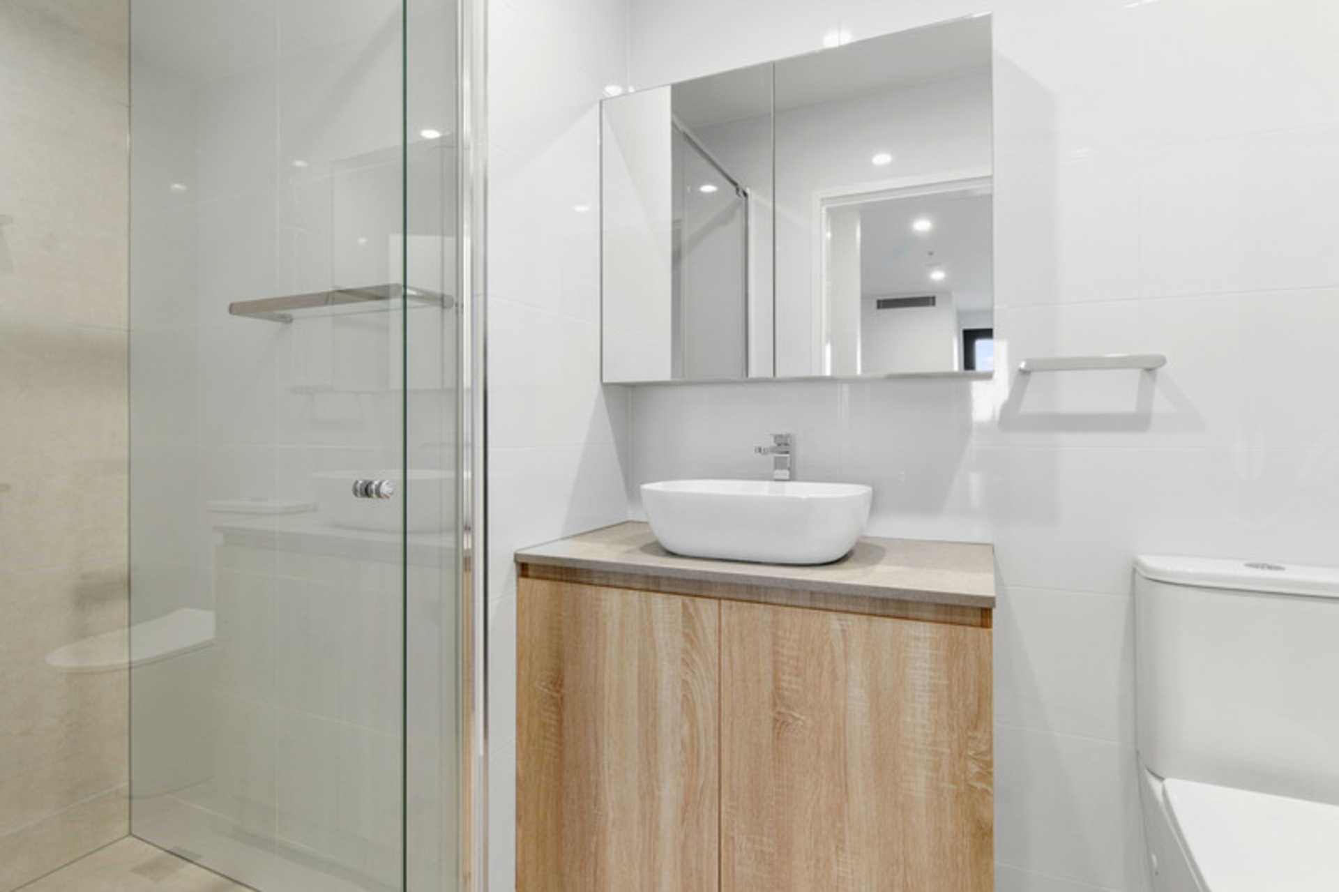 66/11 Camilleri Way — photo 8 of 17