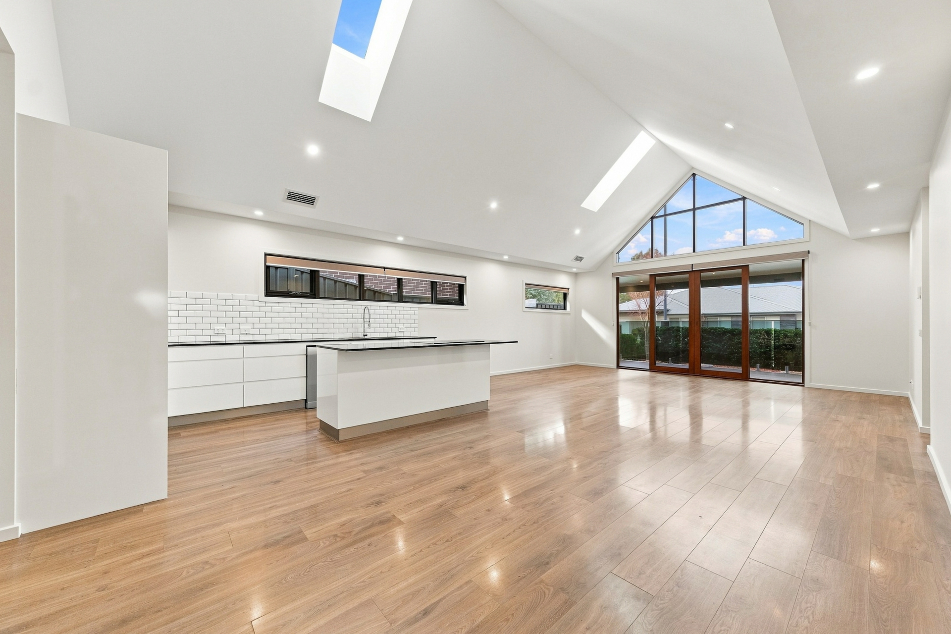 7 Fowlie Terrace — photo 9 of 30